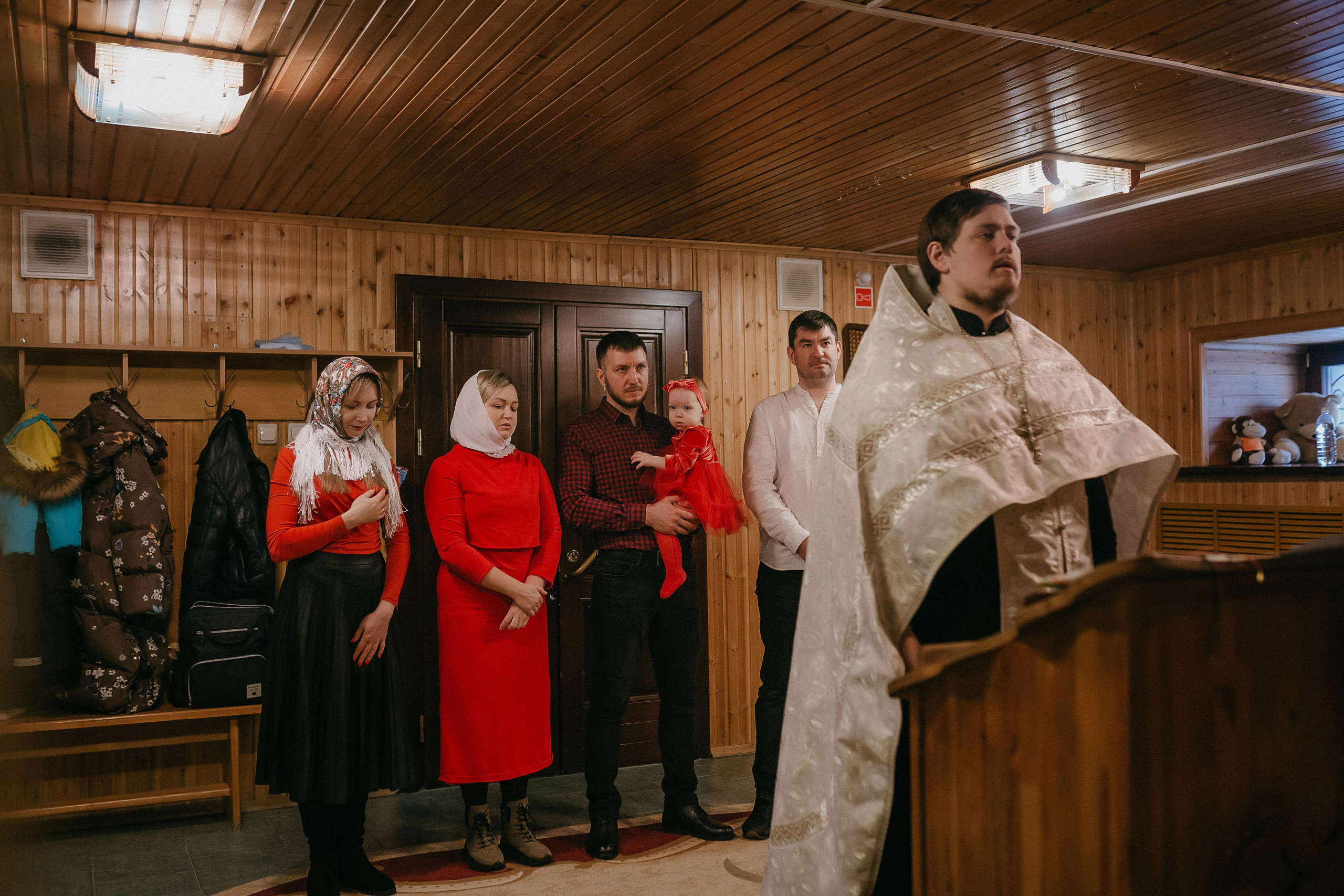 Крещение Ксении. Храм Симеона Верхотурского п.Барсово. Семейный фотограф в Сургуте