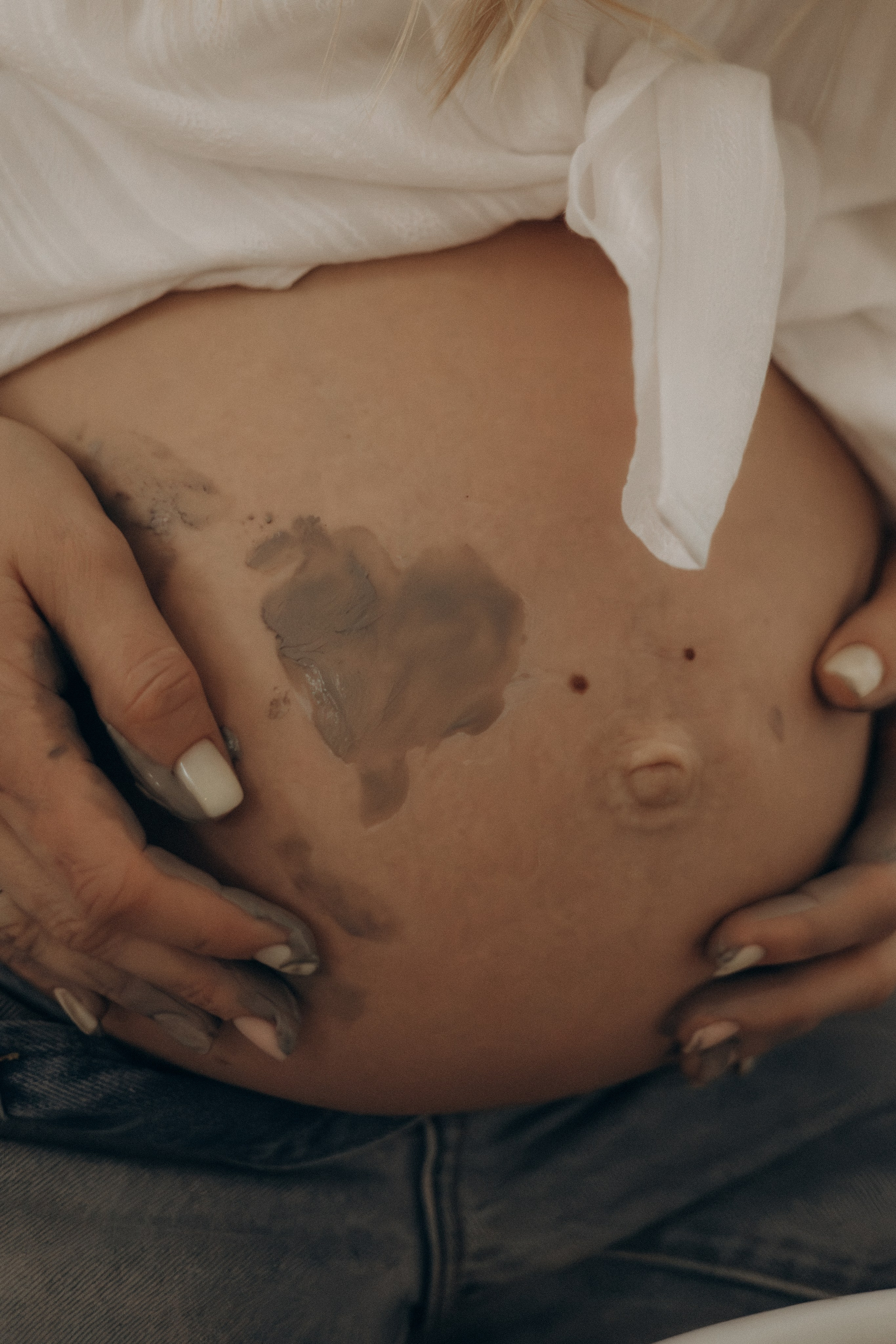 Фотосессия беременности в гончарной мастерской. Семейный фотограф Москва Юлиана Фетисова