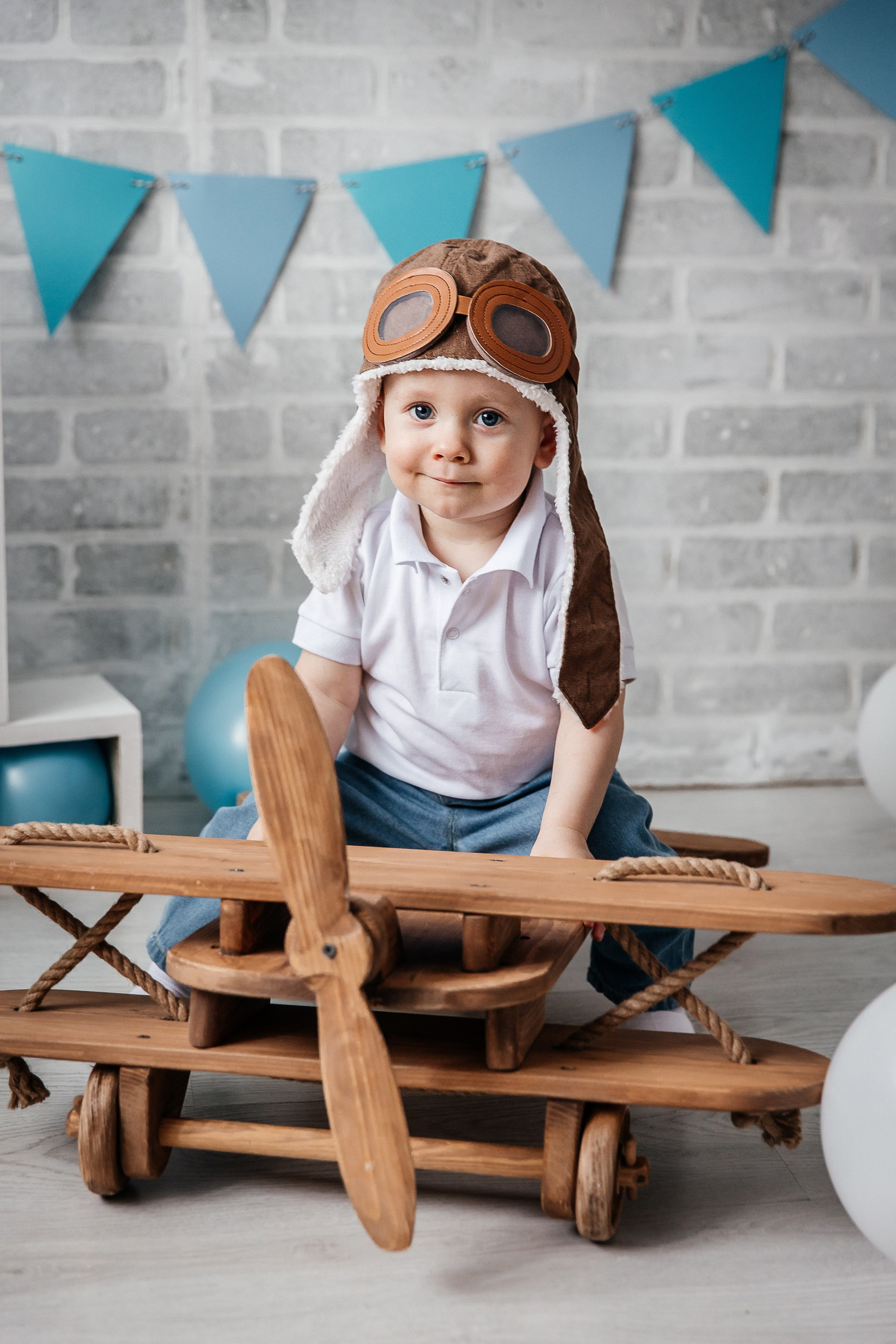 Самолёт. Детский фотограф, выпускные альбомы в Нижнем Новгороде Бодягина Мария