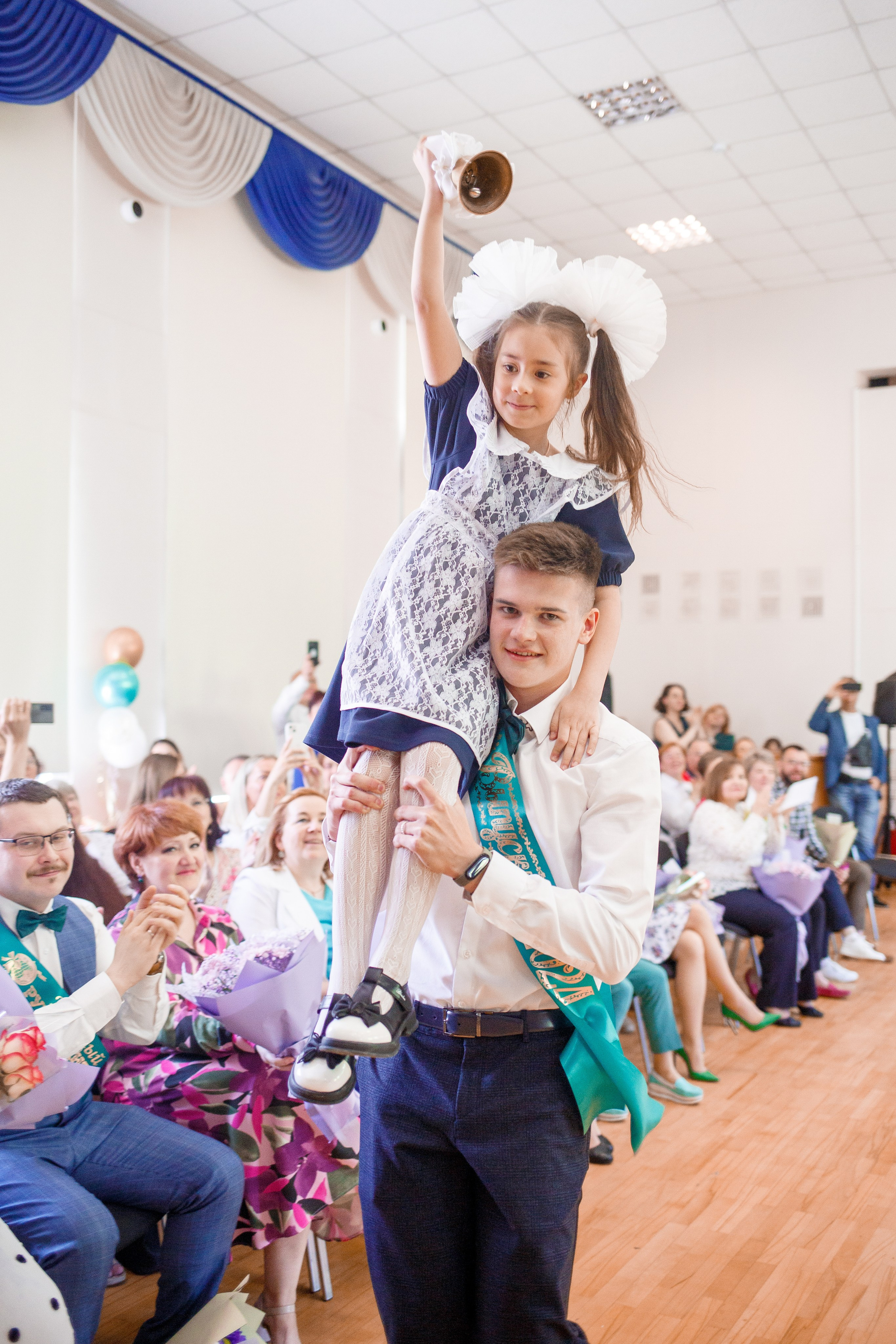 Последний звонок 2024. Репортажный фотограф Борис Геер