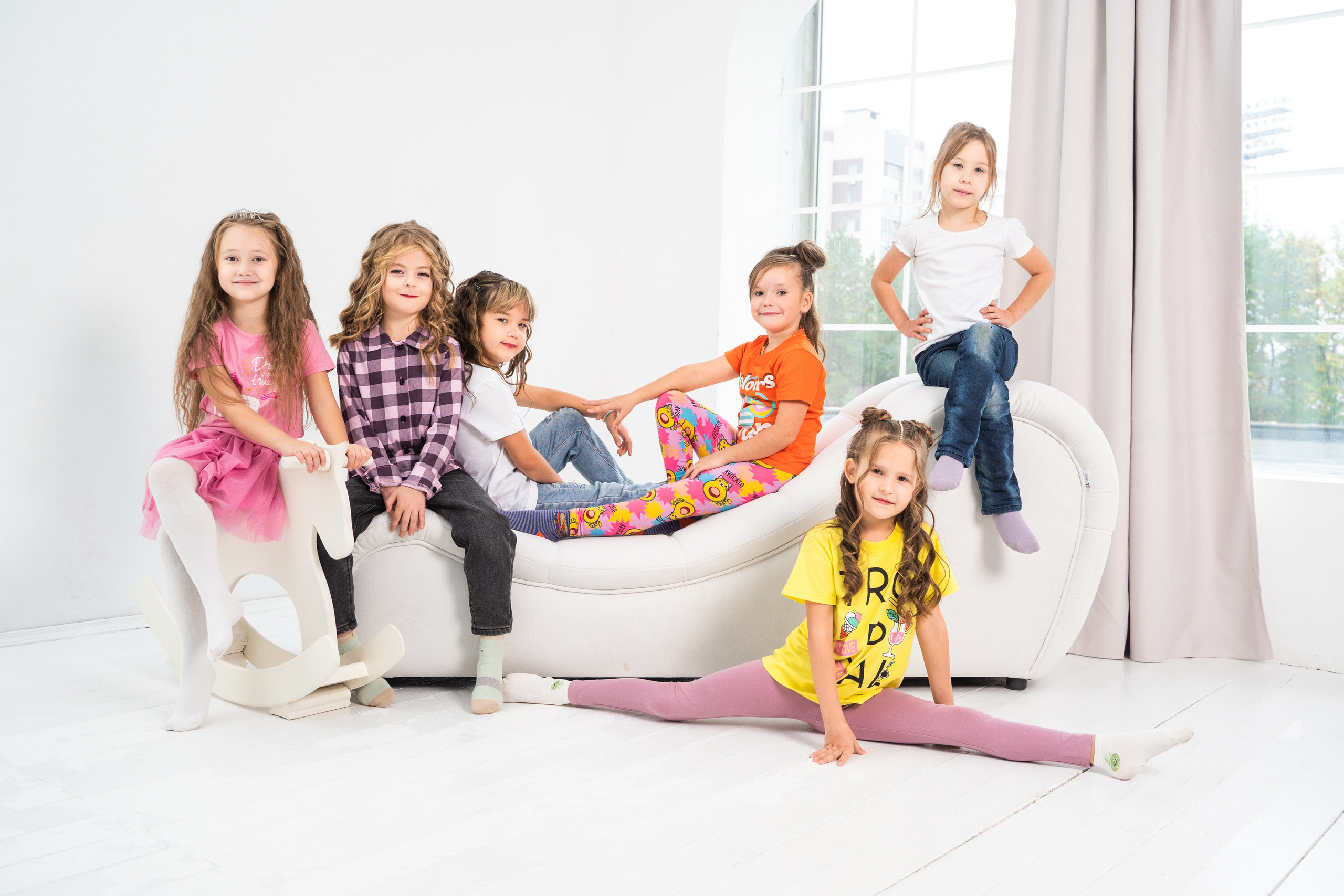 Стиль Карандашик 2. Выпускные альбомы Нижнекамск Набережные Челны Фотостудия Небо