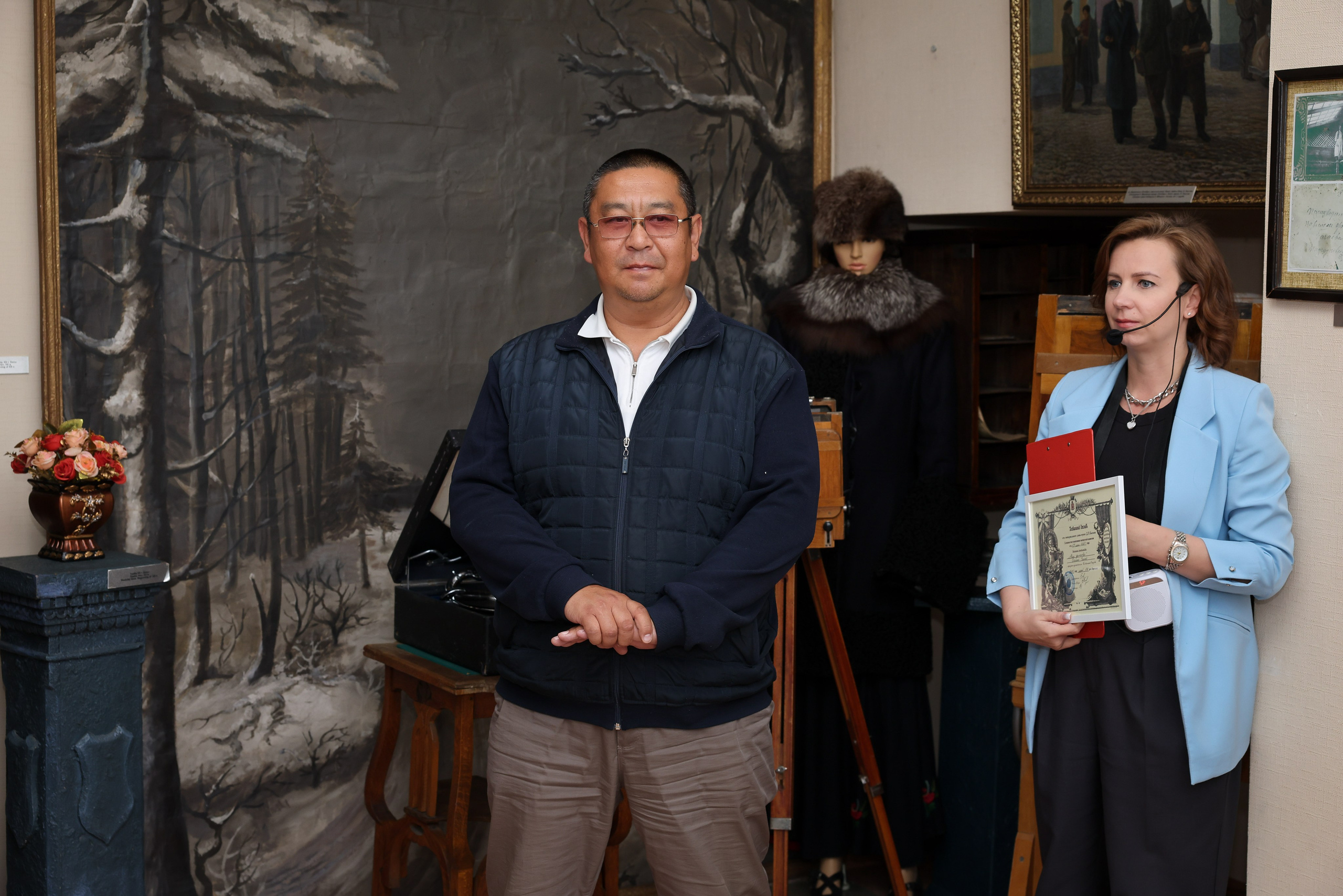 Фотовыставка к 1 июня 2025 «Мир детства». Детский и семейный фотограф в Павлодаре Оксана Солей. Школа моделей