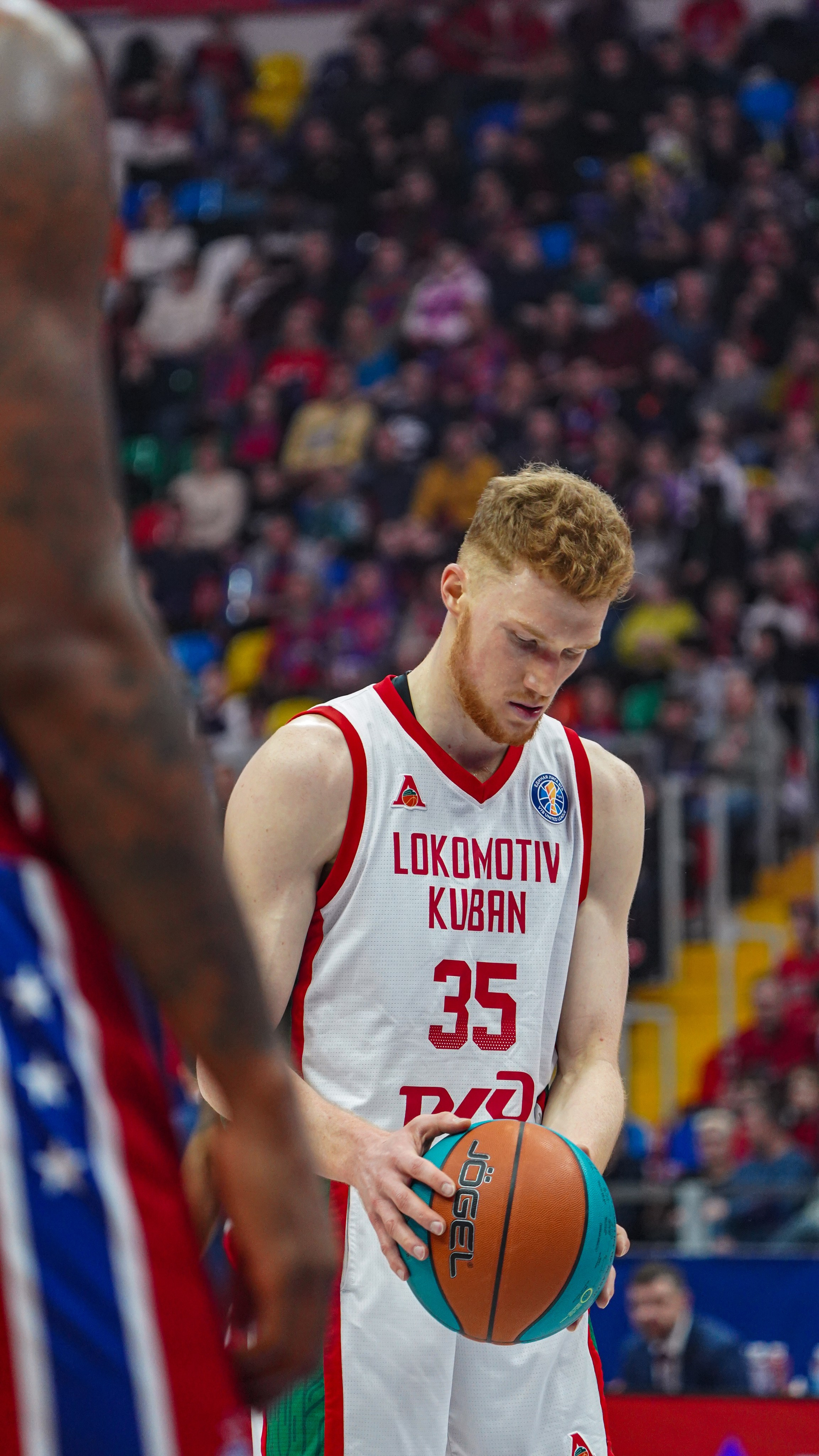 Баскетбол. ЦСКА-Локомотив Кубань (19.01.25). Автомобильный фотограф Шакая Кирилл