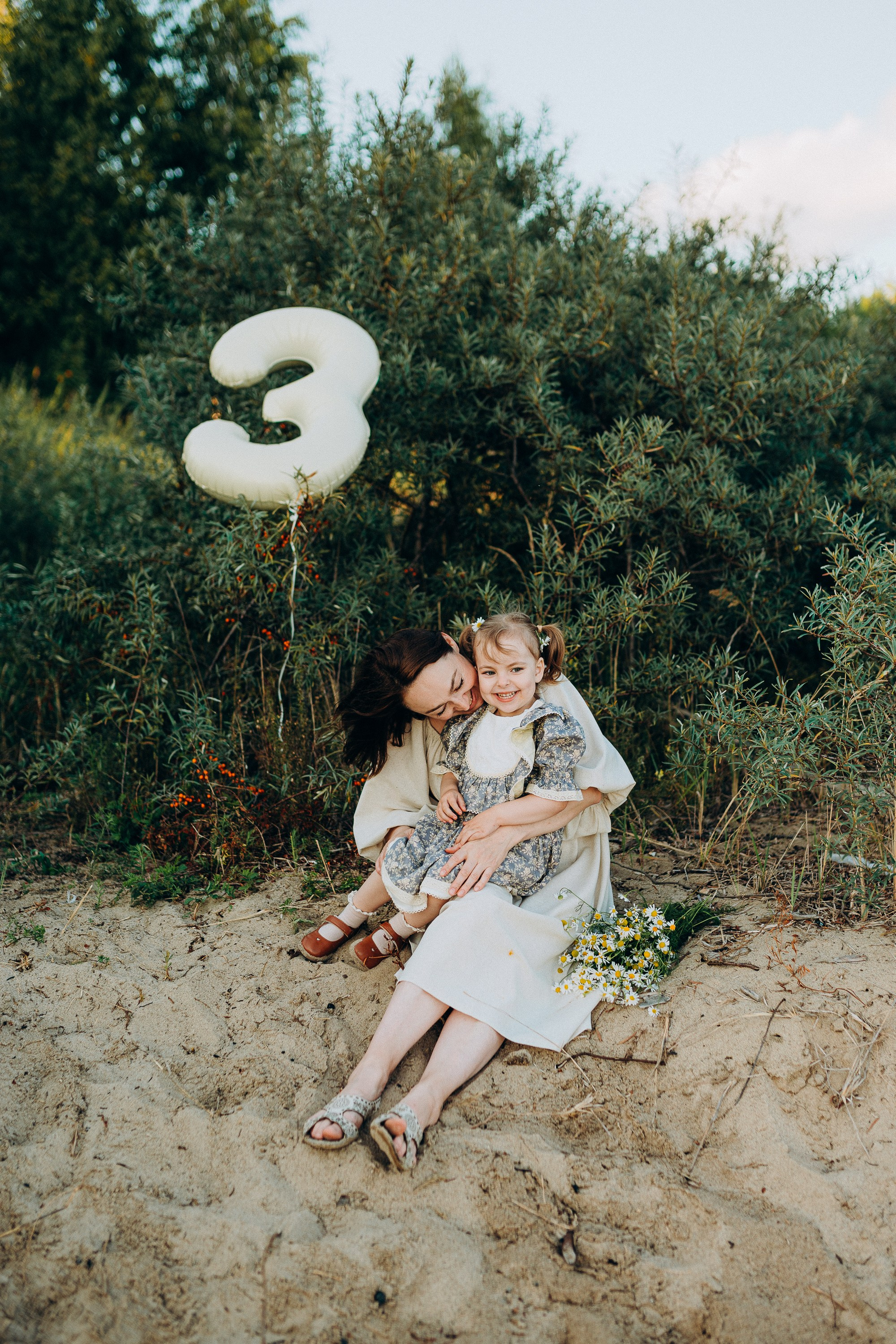 Наташа и Анюта на заливе. Семейный и детский фотограф в Новосибирске и Краснообске — Анна Ким