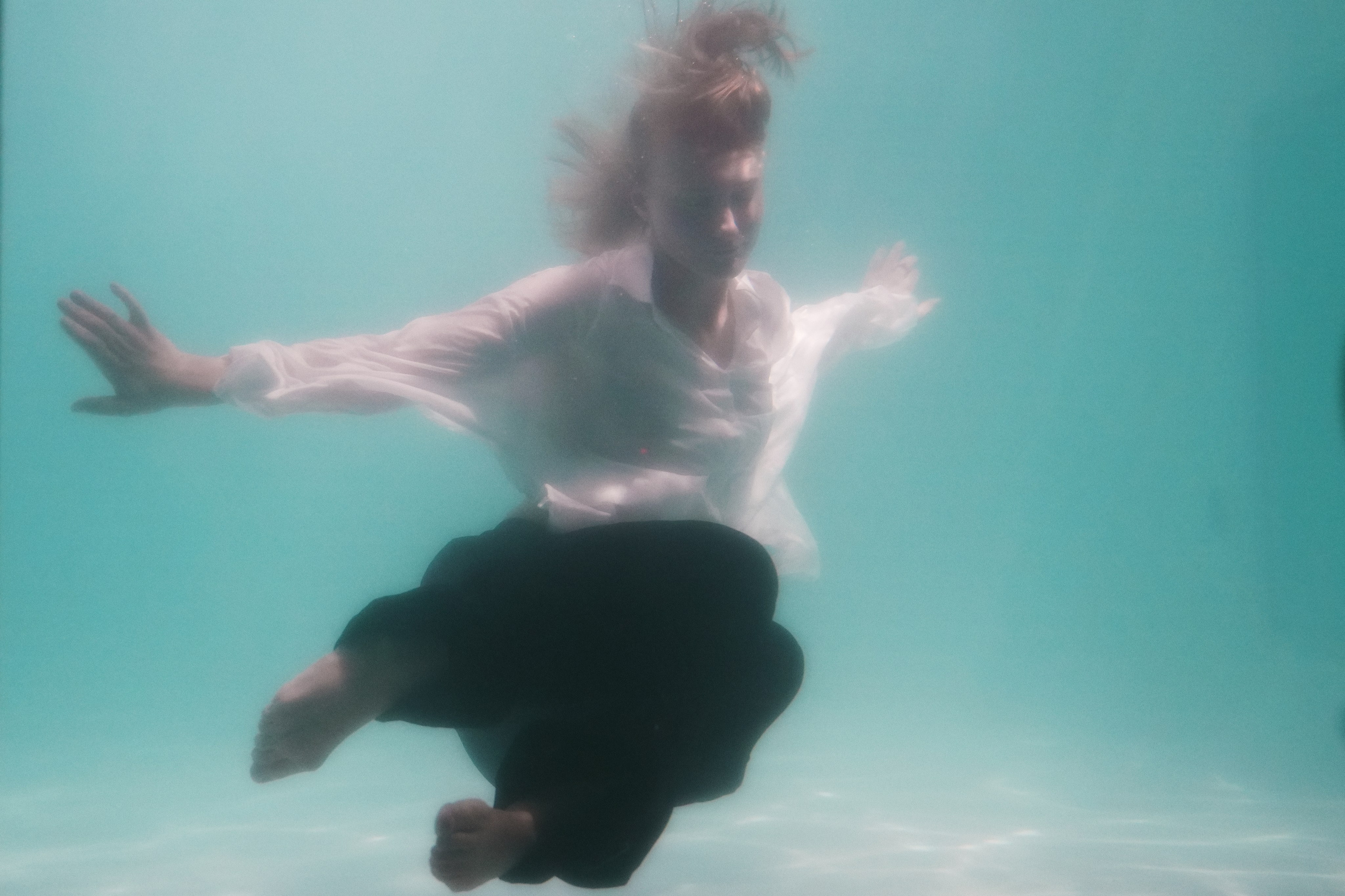 НОВОЕ СЛОВО. ANNA — PHOTOGRAPHER