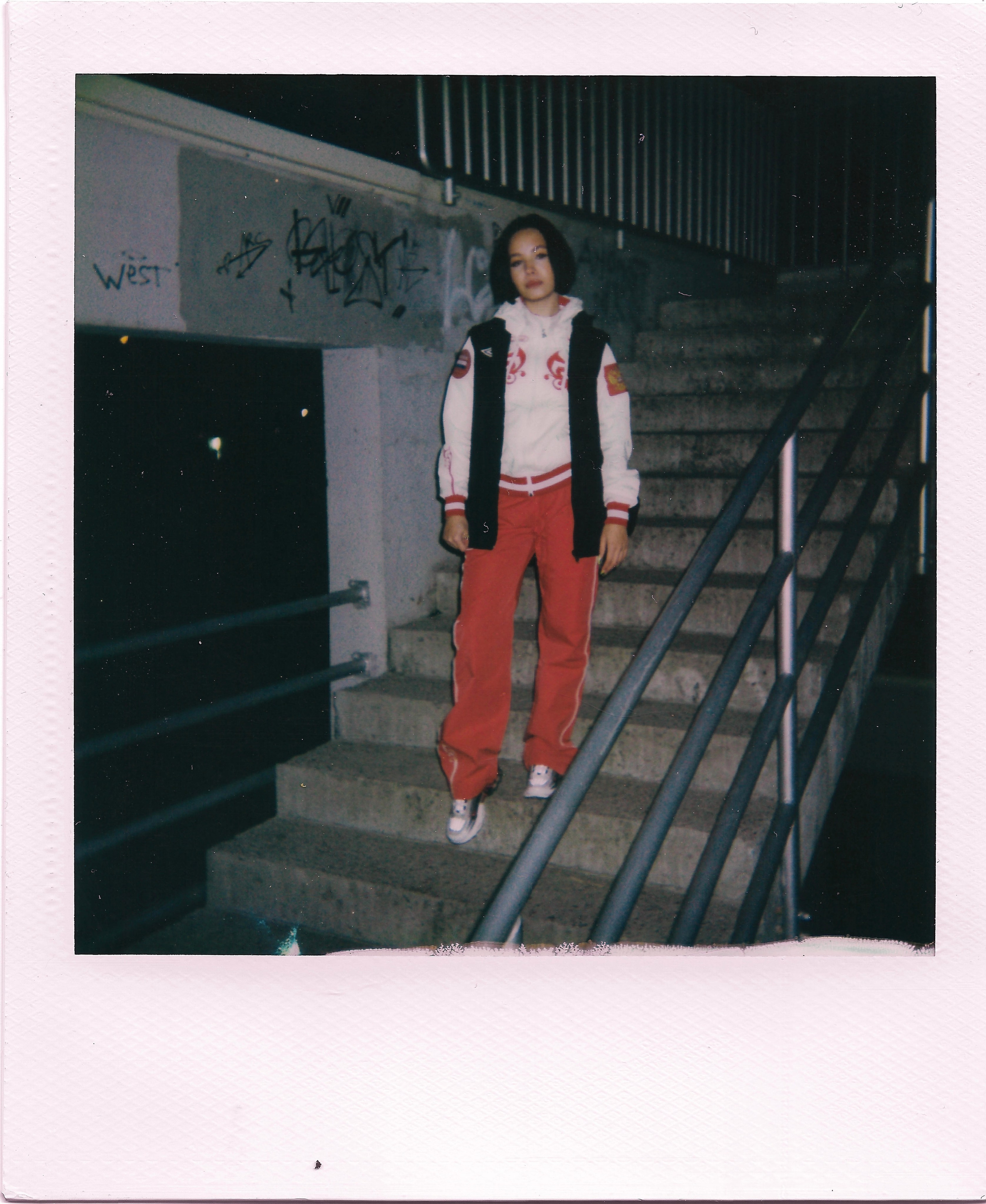 POLAROIDS. ANNA — PHOTOGRAPHER