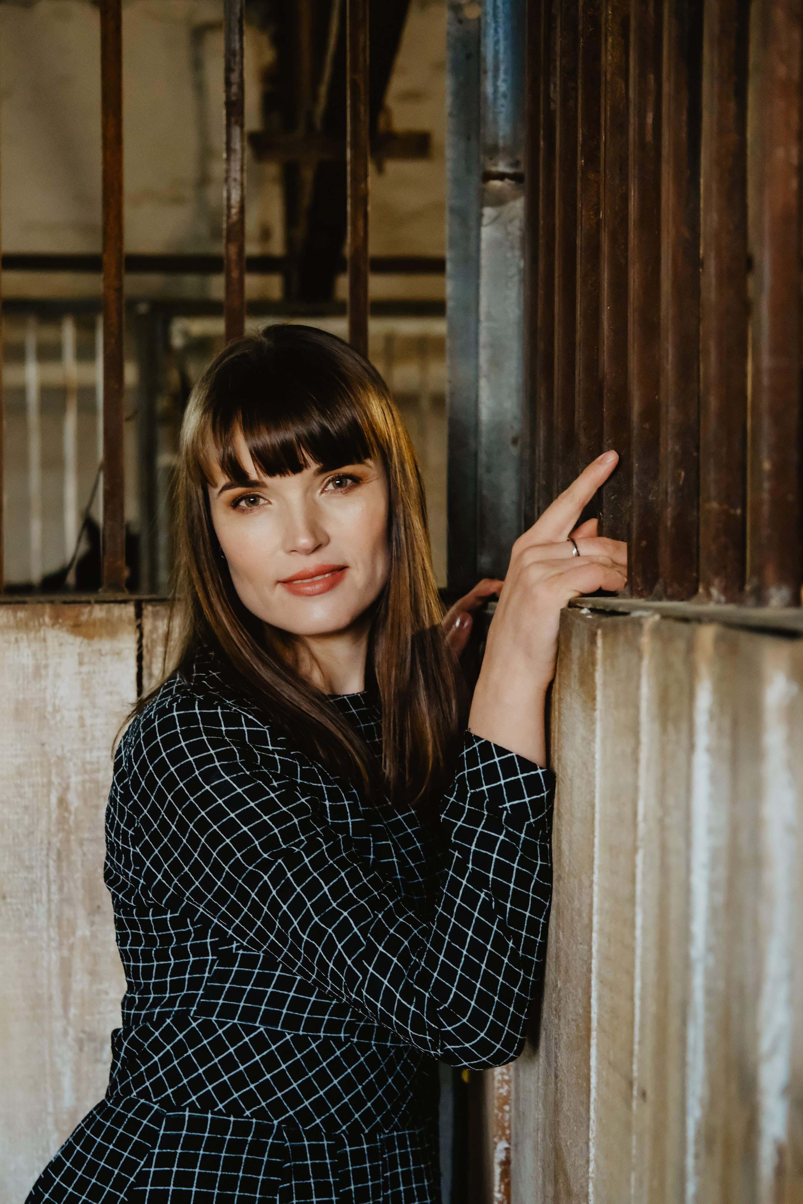 Естественный свет. Фотограф и видеограф в Тюмени Анна Жагорина, ваши фото еще не отдавали так быстро!