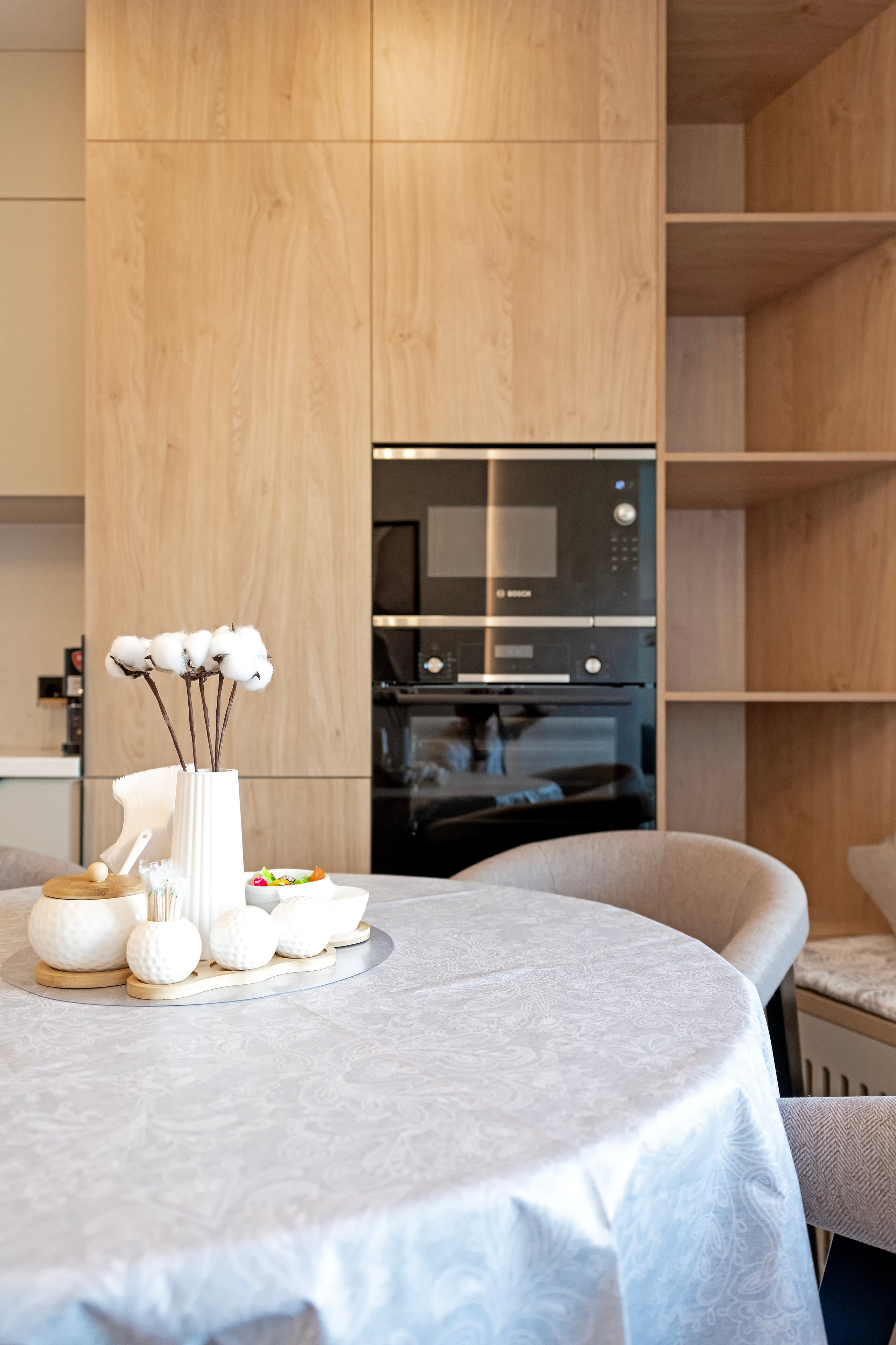 Интерьерные фотосессии для частных клиентов, агентств недвижимости, каталогов и журналов. От прошлого к будущему авиации через фотографию