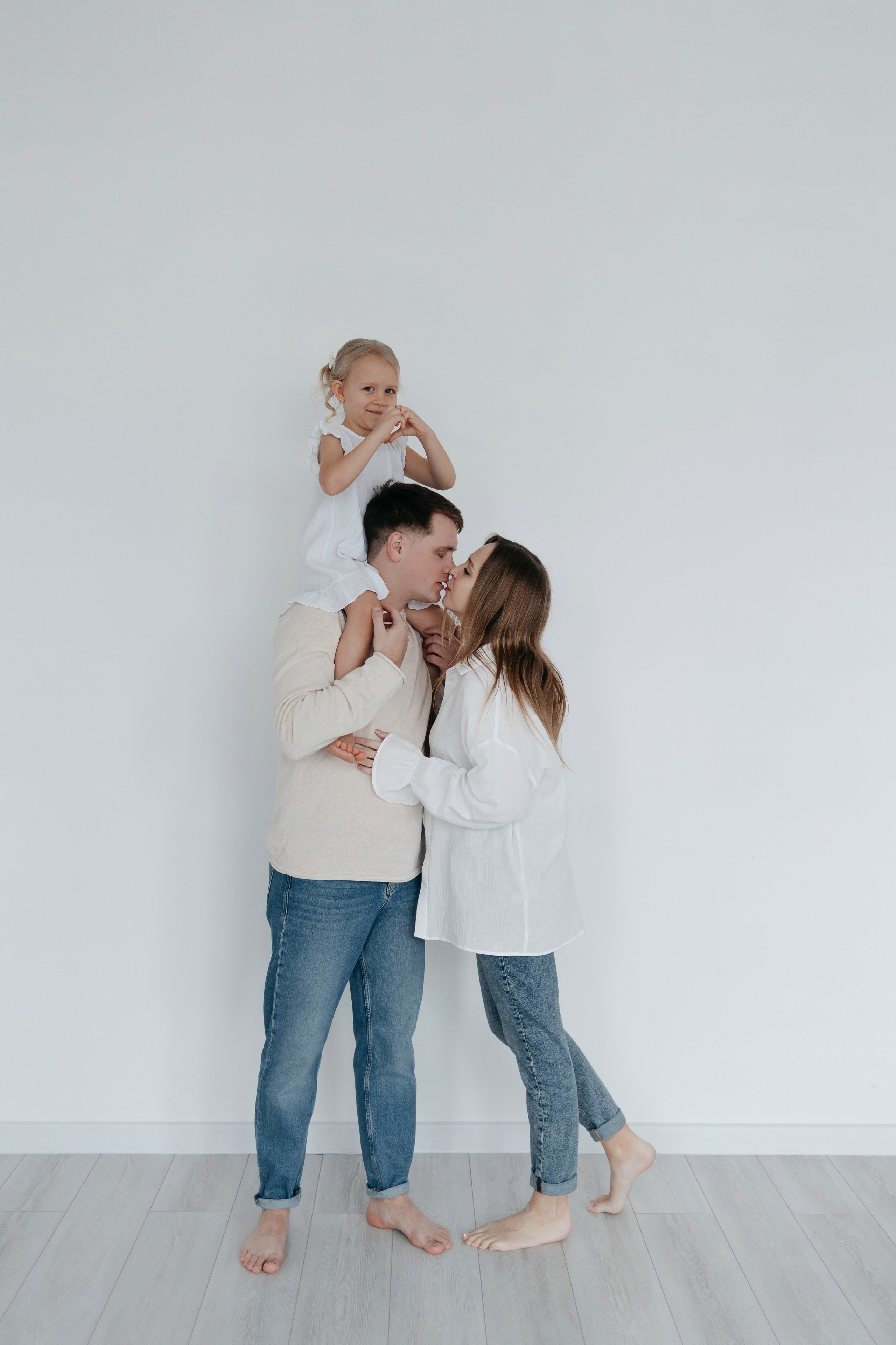 Кристина, Леша и Даша. Свадебный фотограф в Пскове и Санкт-Петербурге | Анна Голикова