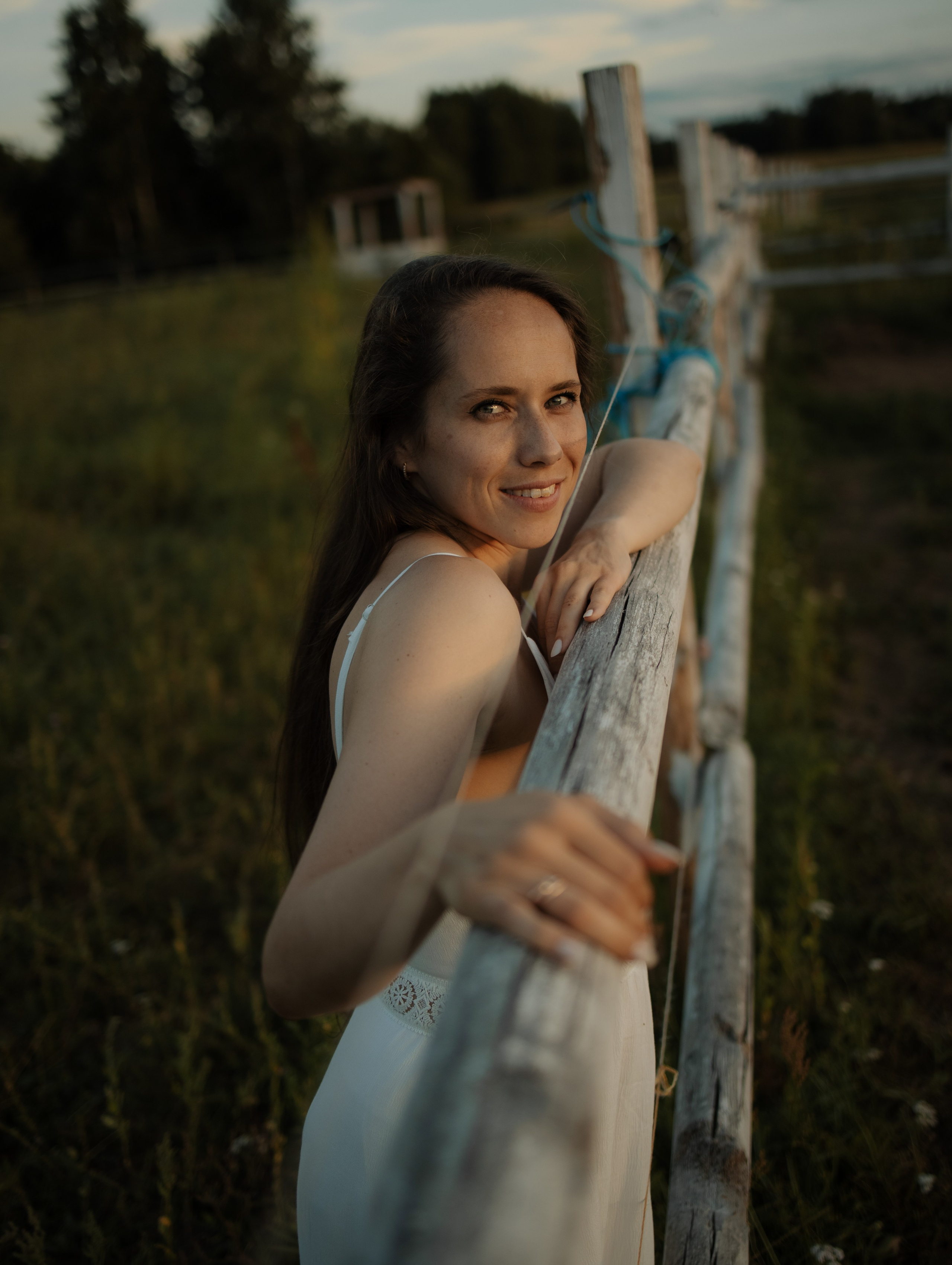 Фотосессия мамы и дочки в поле. Фотограф Углич и Ярославль Ольга Тятюшкина