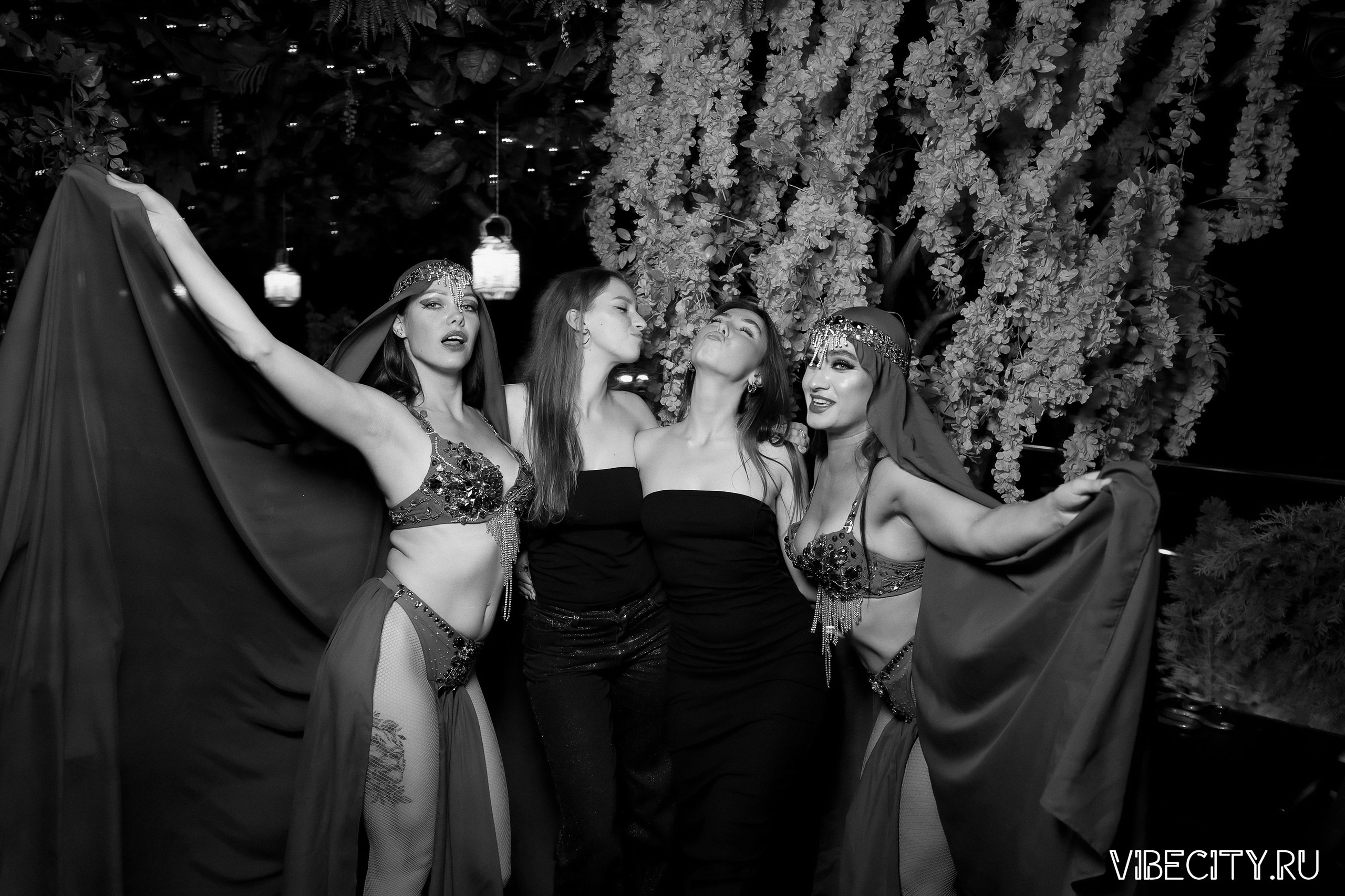 DOUBLE U. VIBECITY.RU Вайб Сити Ру Фоторепортажи Фотоотчеты Калининград