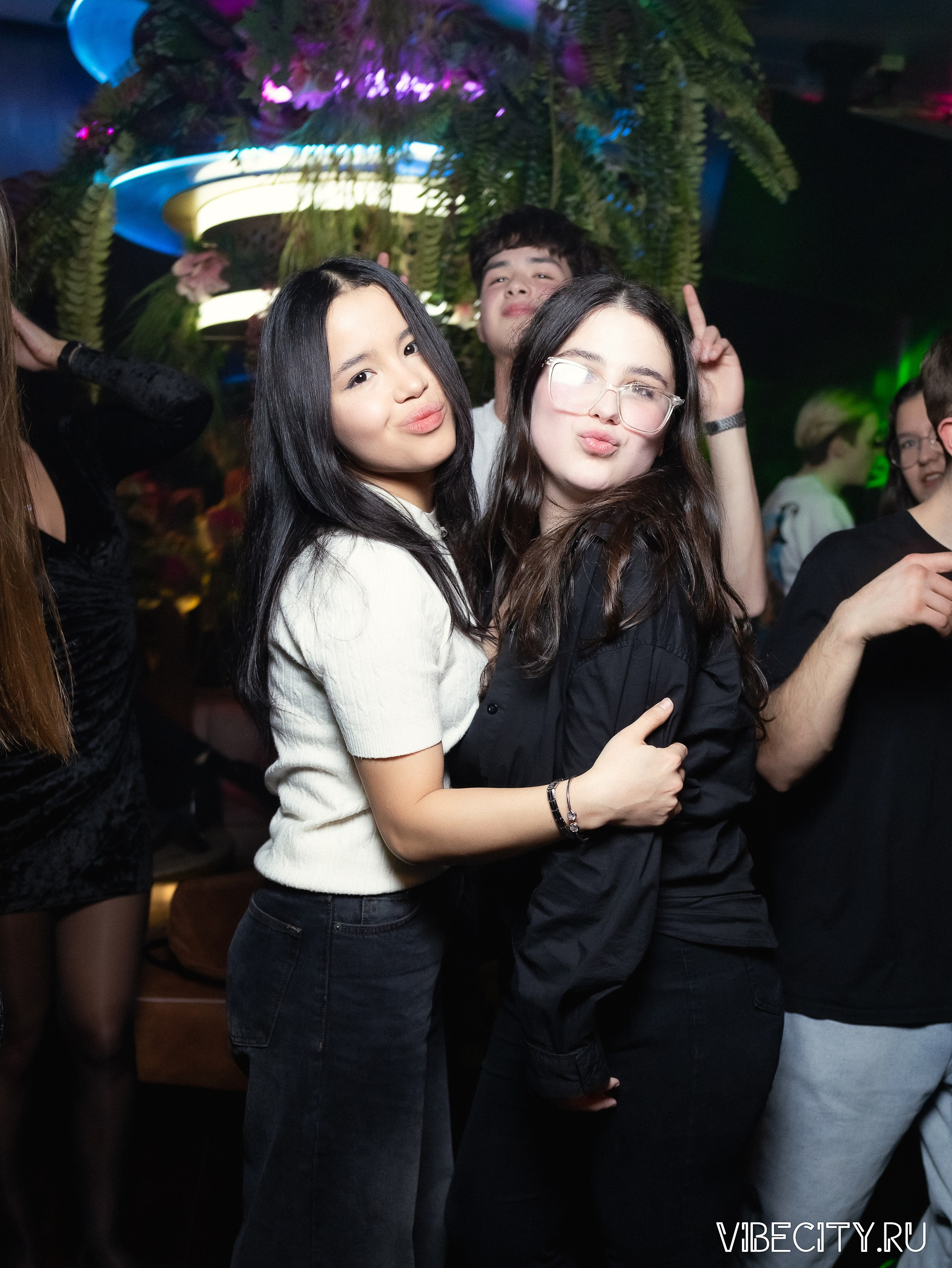 DOUBLE U. VIBECITY.RU Вайб Сити Ру Фоторепортажи Фотоотчеты Калининград