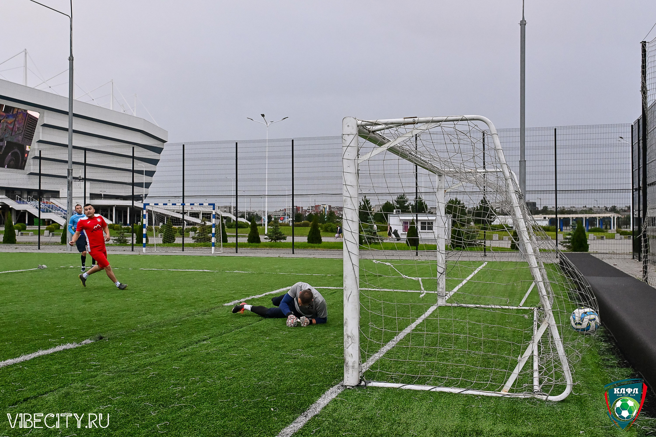 ФИНАЛЬНЫЕ МАТЧИ ПЛЕЙ-ОФФ XXl ЛЕТНЕГО КУБКА КАЛИНИНГРАДСКОЙ ЛФЛ. VIBECITY.RU Вайб Сити Ру Фоторепортажи Фотоотчеты Калининград