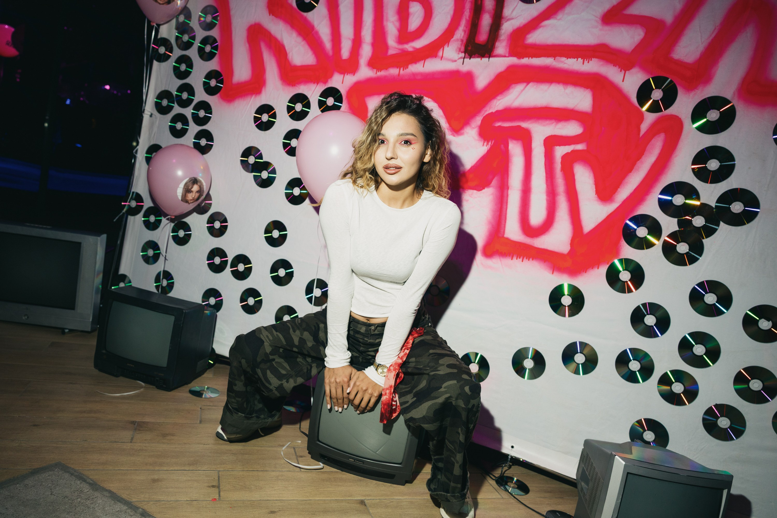 Клубный фотограф и nightlife-репортаж в Москве — Адам Черноуски. Событийный и портретный фотограф в Москве — Адам Черноуски