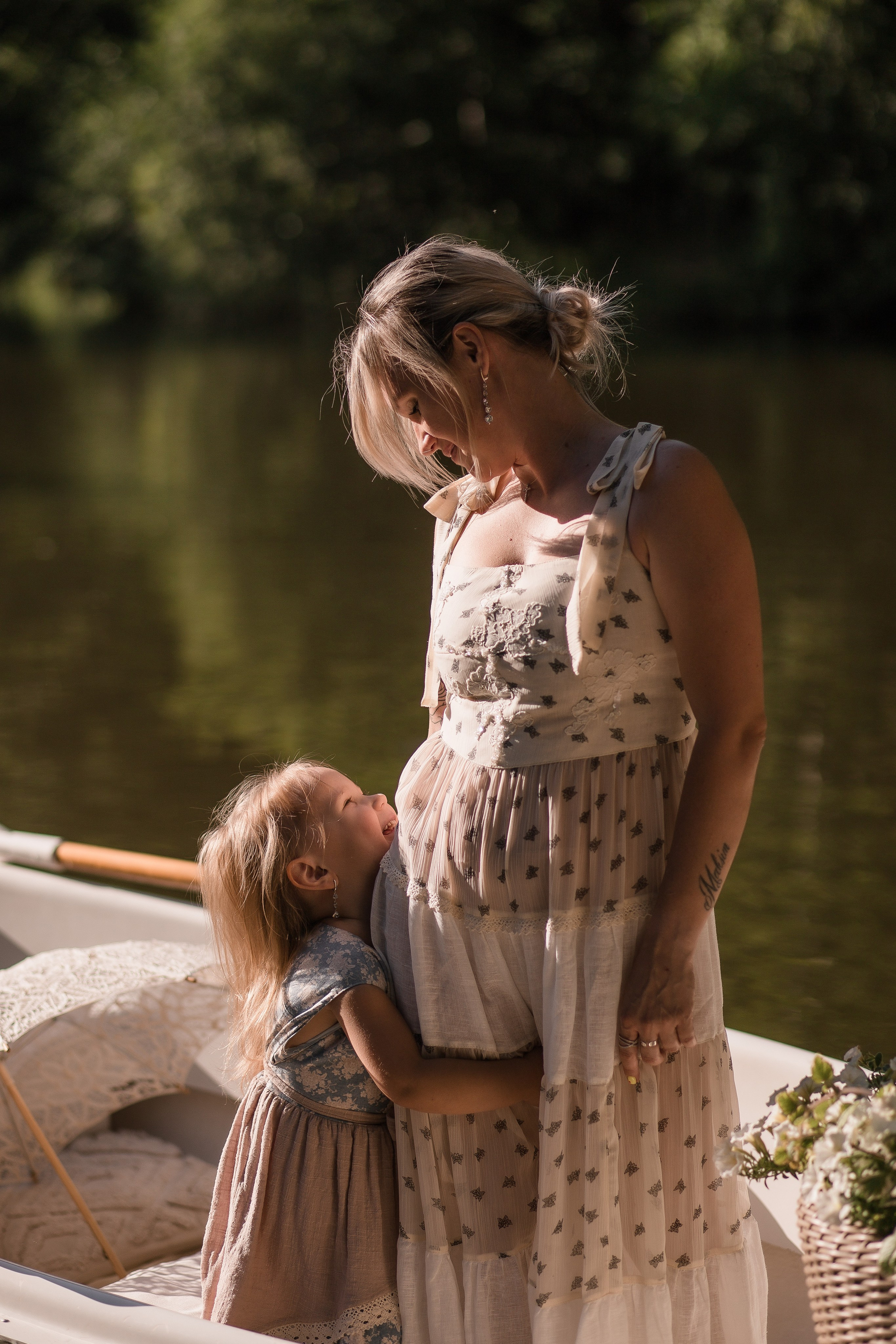 В лодке с цветами. Детский и семейный фотограф, Катерина Дементьева. Город Пермь