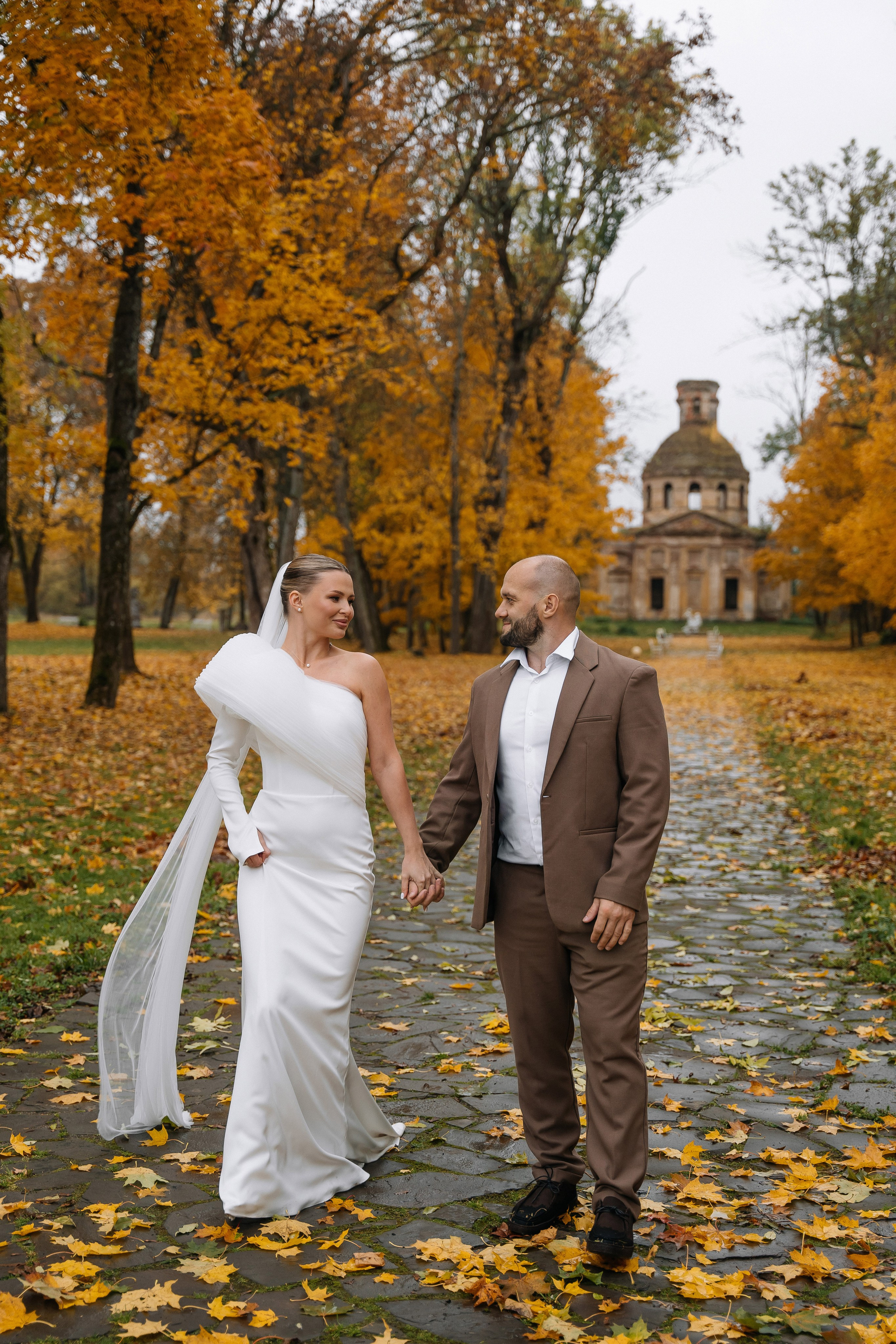 Артём и Елизавета 10/10/2025. Фотограф в Смоленске Ольга Давыдова