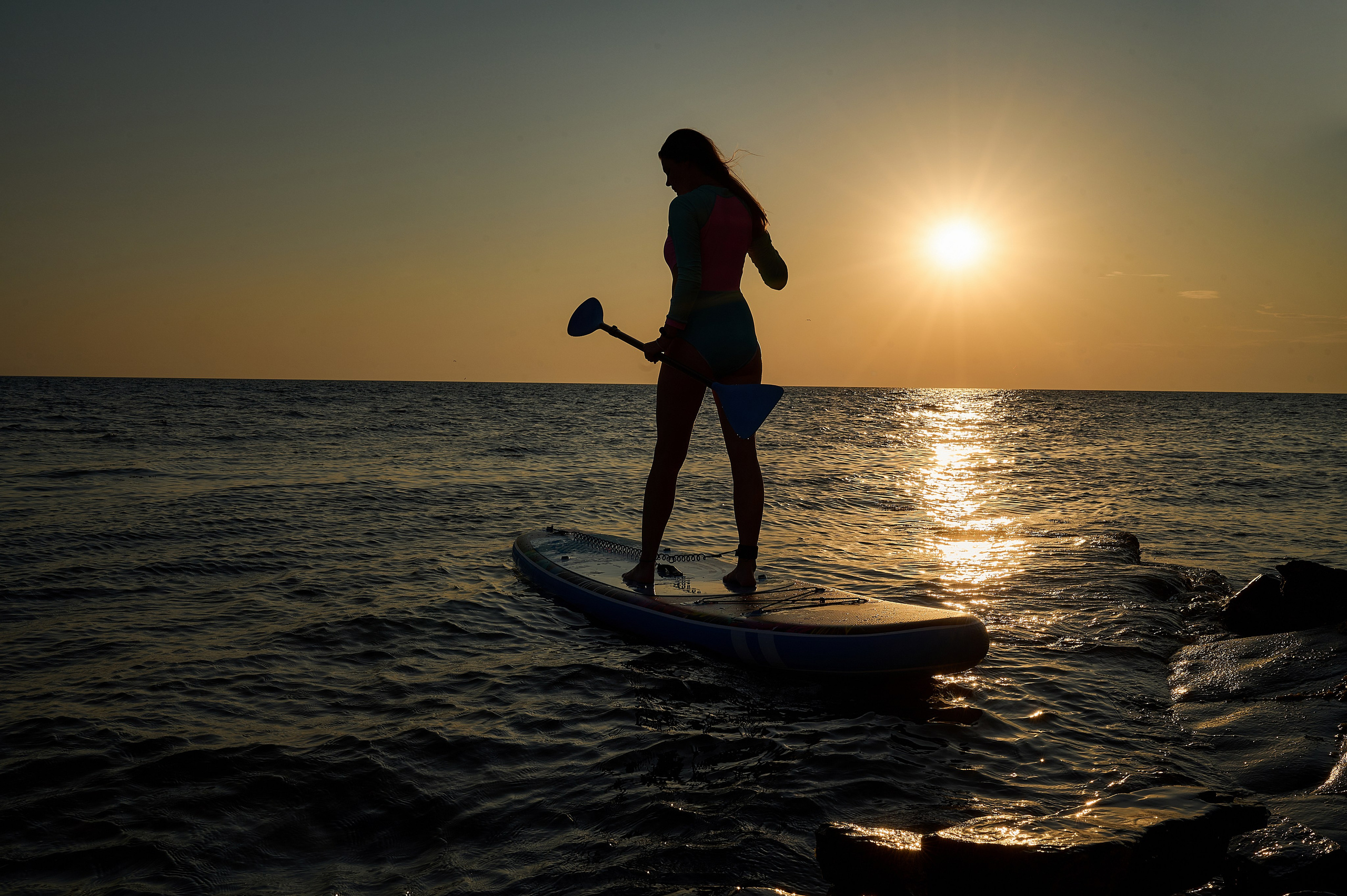 Фотосессия на море в закате. Портретный фотограф в Краснодаре Евгений Карпов
