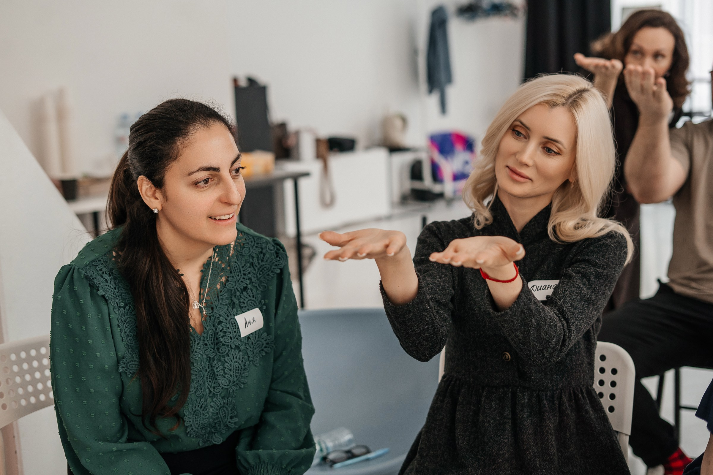 Мастер класс «Руки». Ольга Брайт Семейный и Контент Фотограф в Санкт-Петербурге