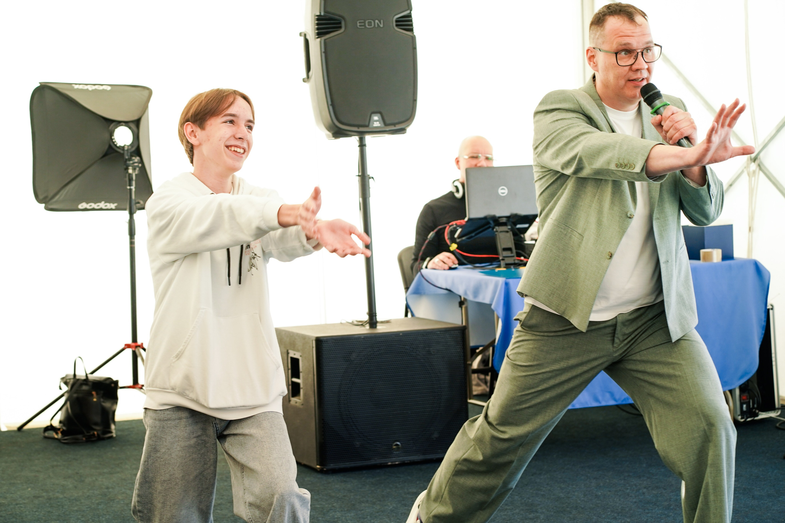 Выпускной 9 класса школа 19 в Коматек. Семейный и портретный фотограф в Екатеринбурге Анна Лобанова