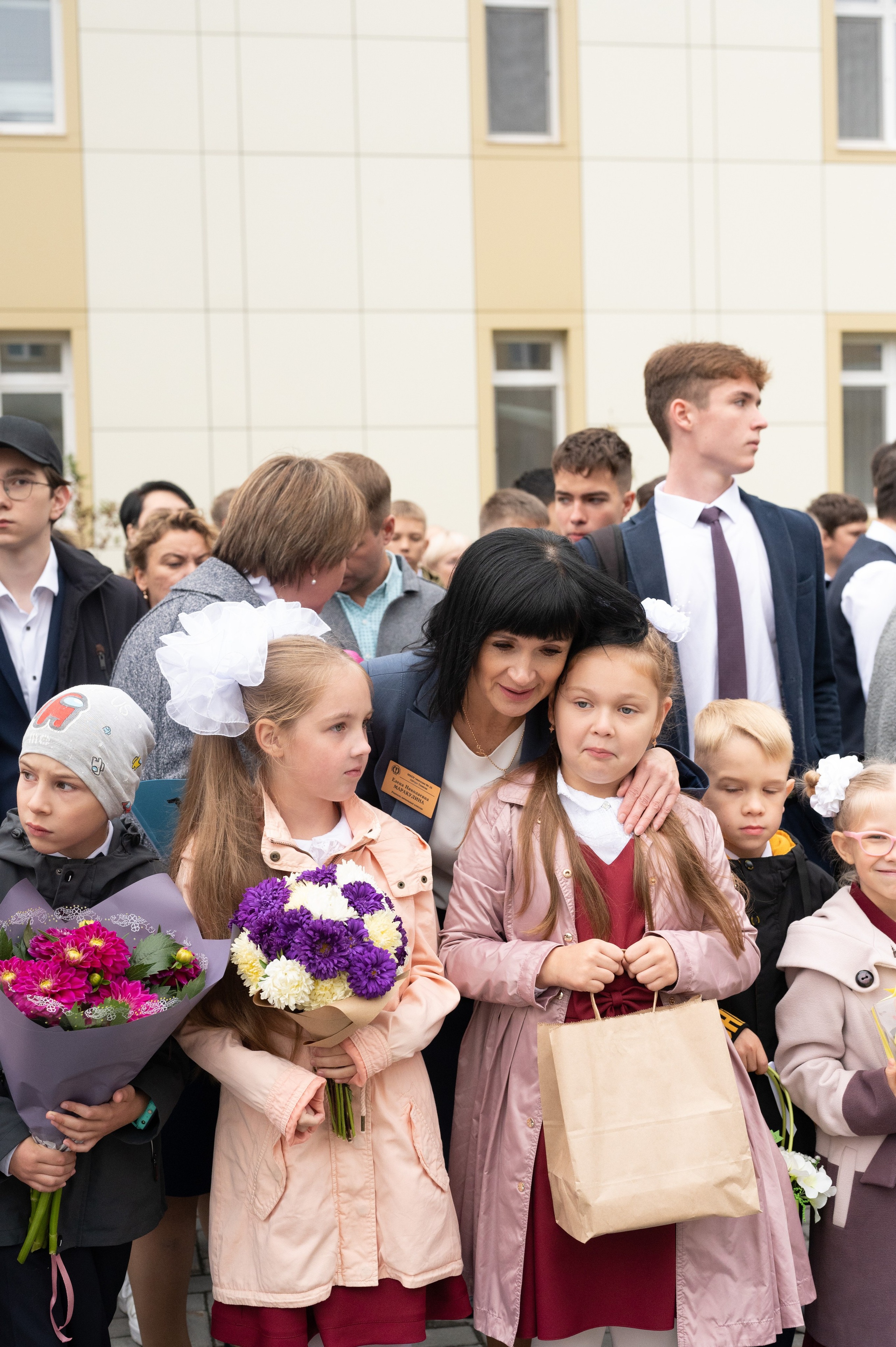 1 сентября 1 К 16 гимназия репортаж, линейка +в классе. Фотограф новорожденных, семейный детский в Тюмени Татьяна Морозова