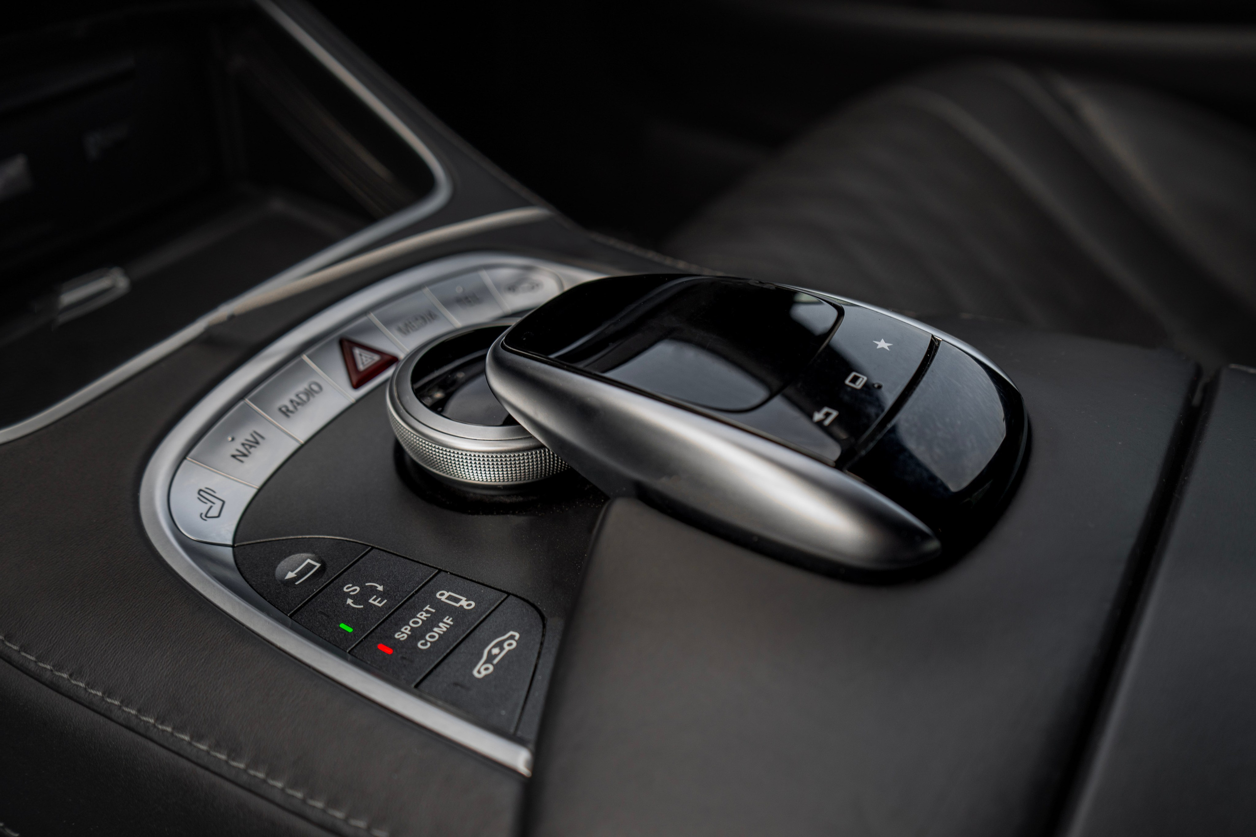 Mercedes S-class (W222)