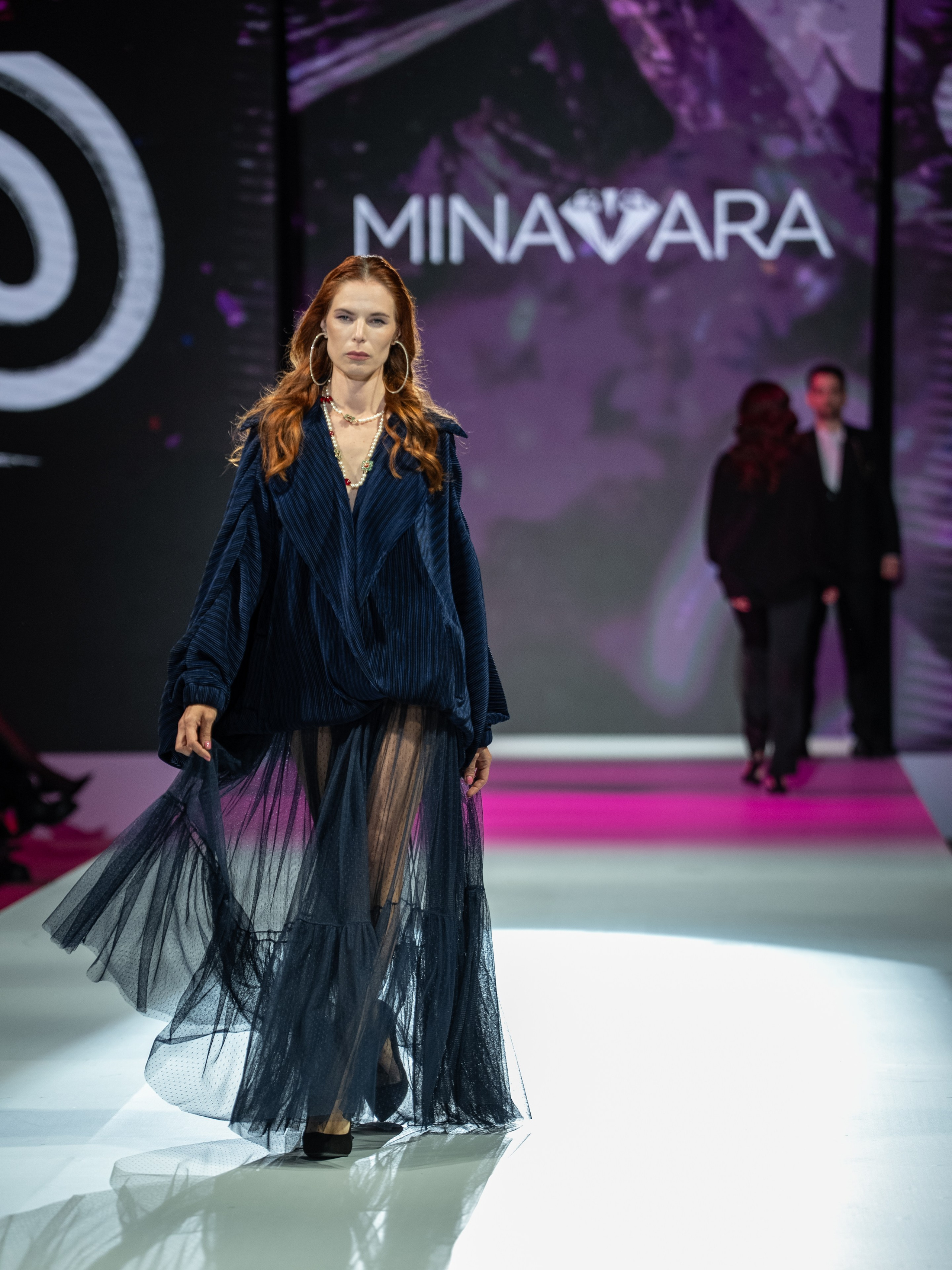 Eurasia Fashion Week Minavara. Сайт Алматинского НЮ АРТ, будуар и фэшн фотографа Дениса Карпенко