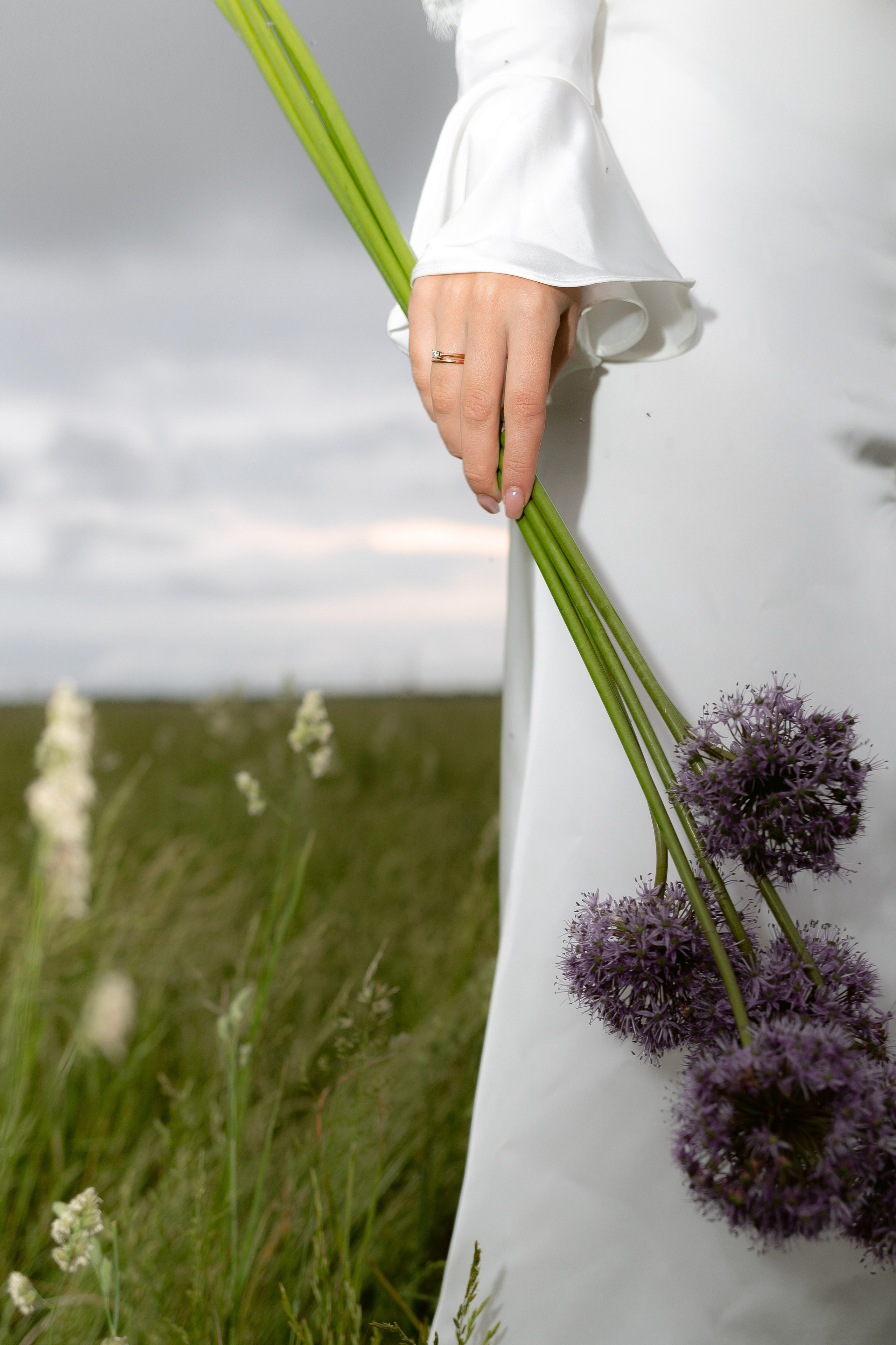 Утро невесты в поле