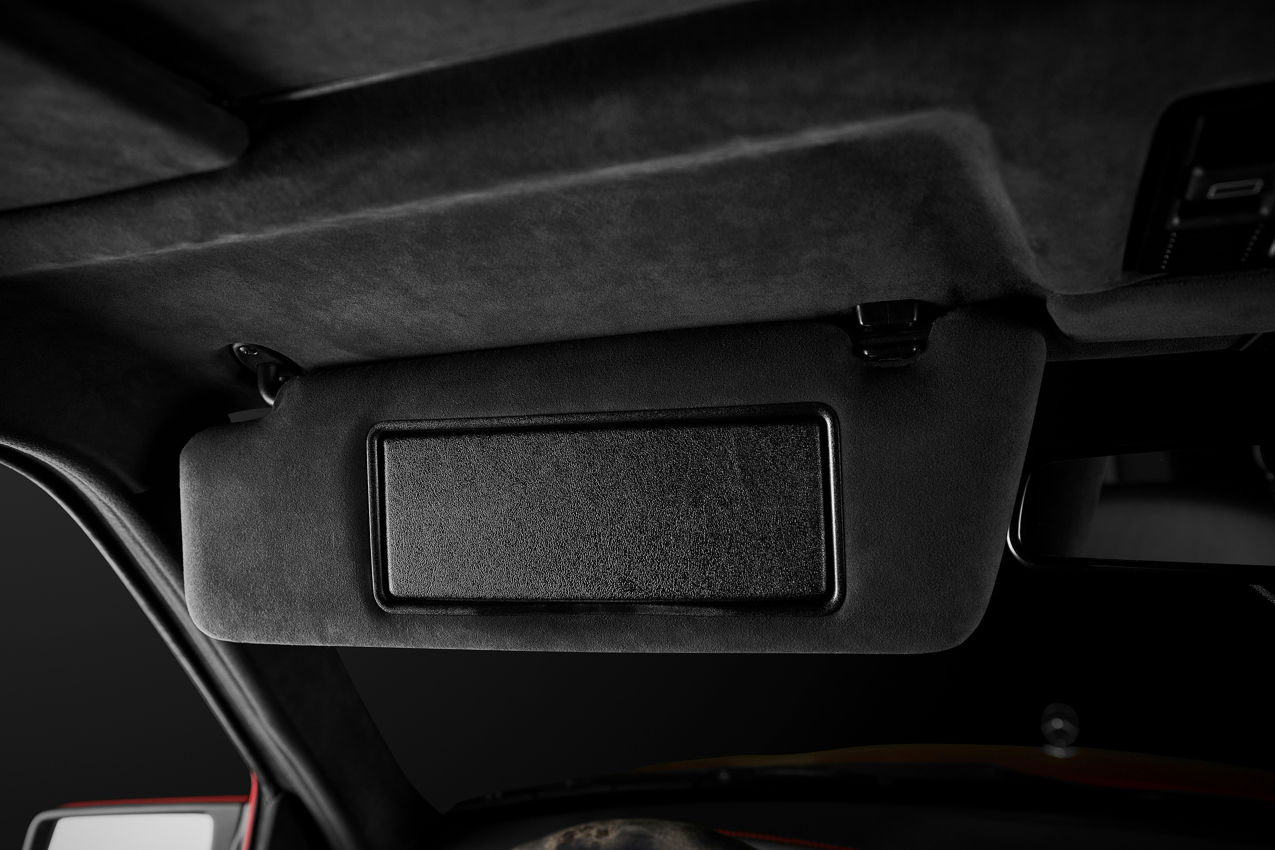 Mercedes-Benz E500 AMG Red Wolf. Репортажный фотограф и ретушер в Москве Наталья Алексеева