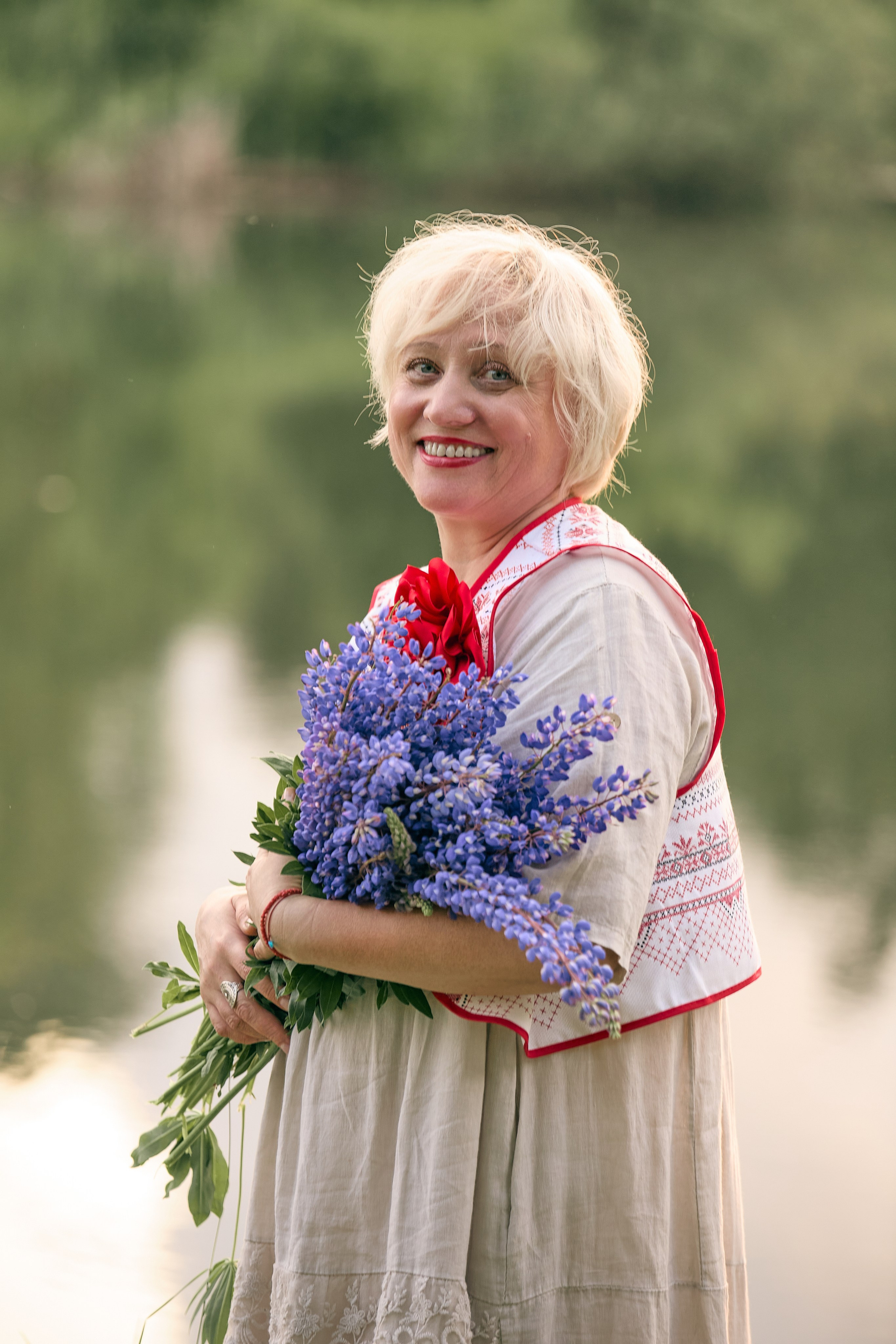 Фотосессия в роще для группы девушек. Фотограф в Дивеево