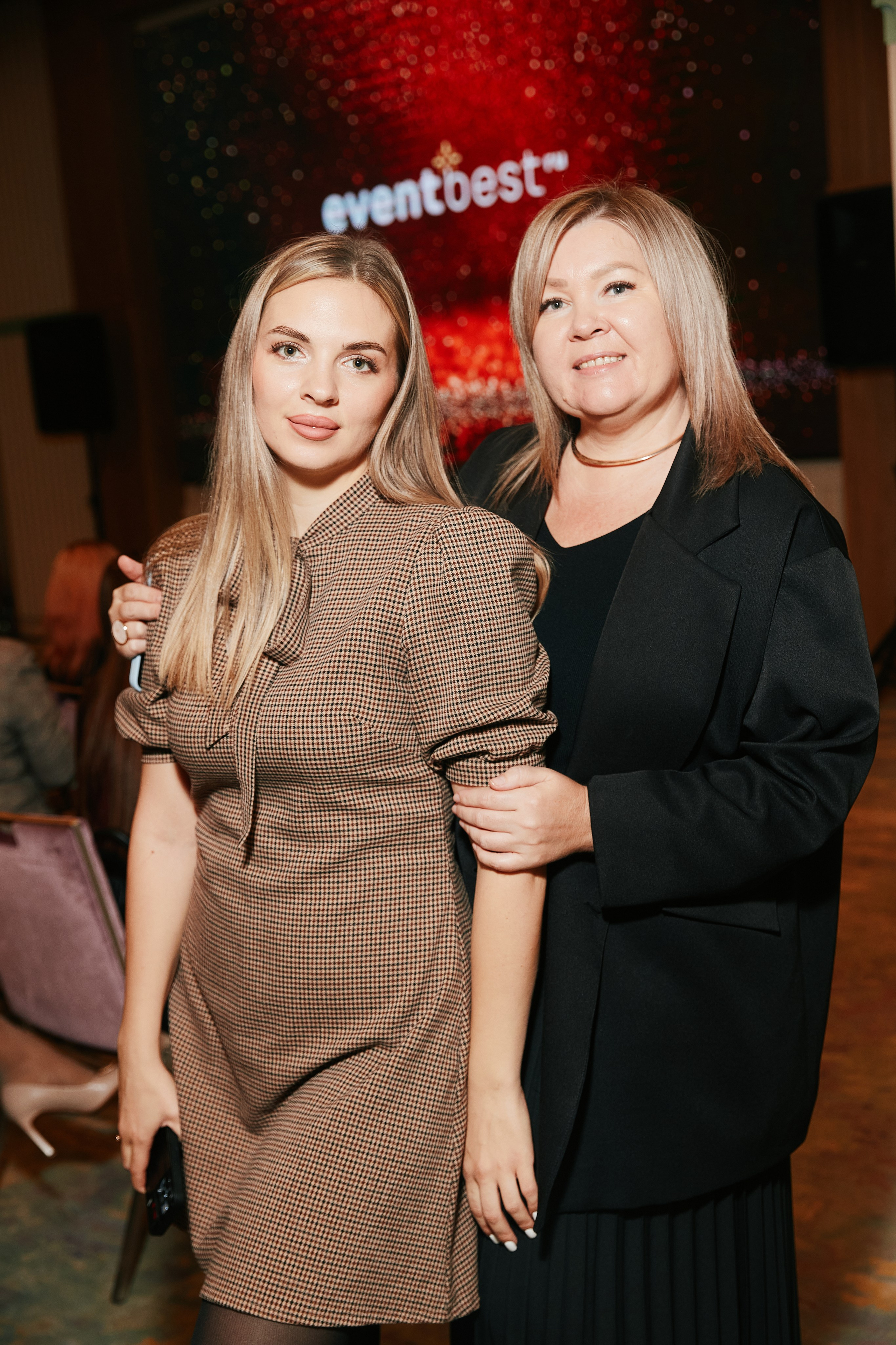 Современная женщина в Hilton 26.10. Свадебный репортажный фотограф краснодар максим дремов дрёмов фотосессия студия цена