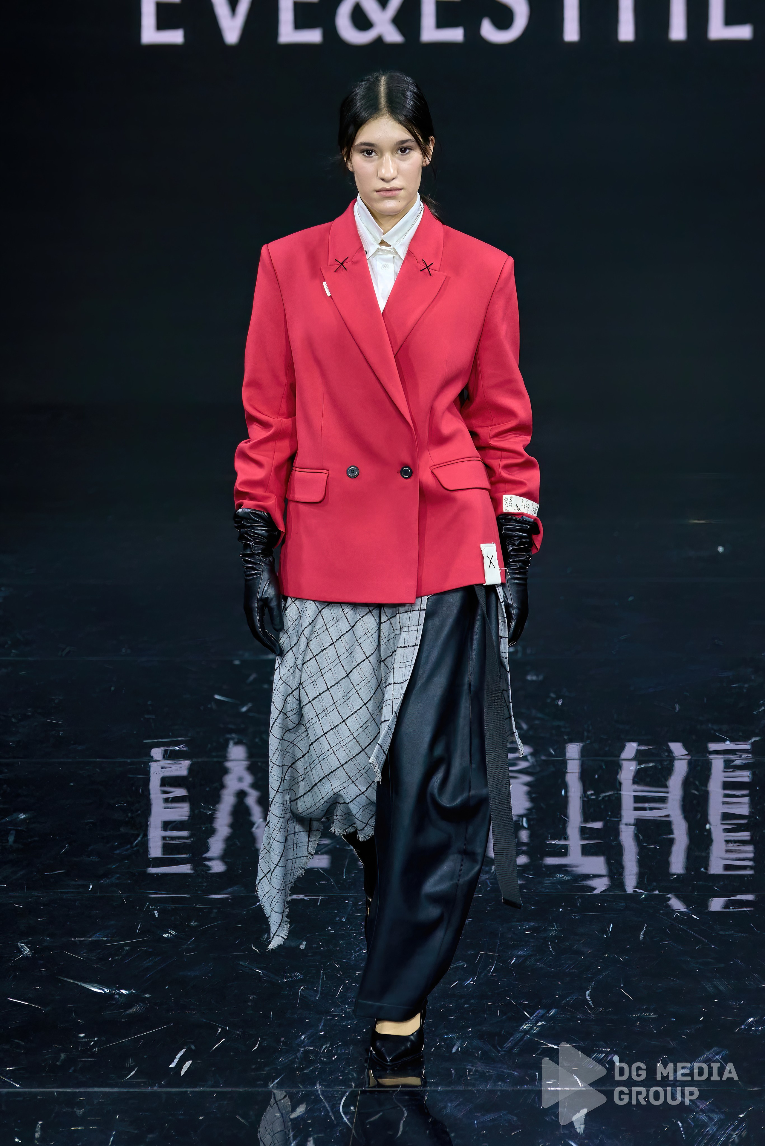 Eve&esther | sfw 2025. DG MEDIA GROUP | Контент для модных показов и концертов