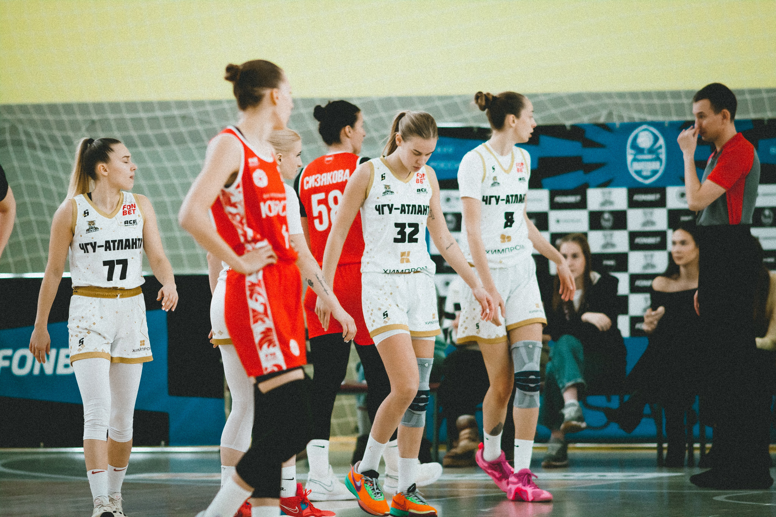 Атланта-Юность / 1. Фотография