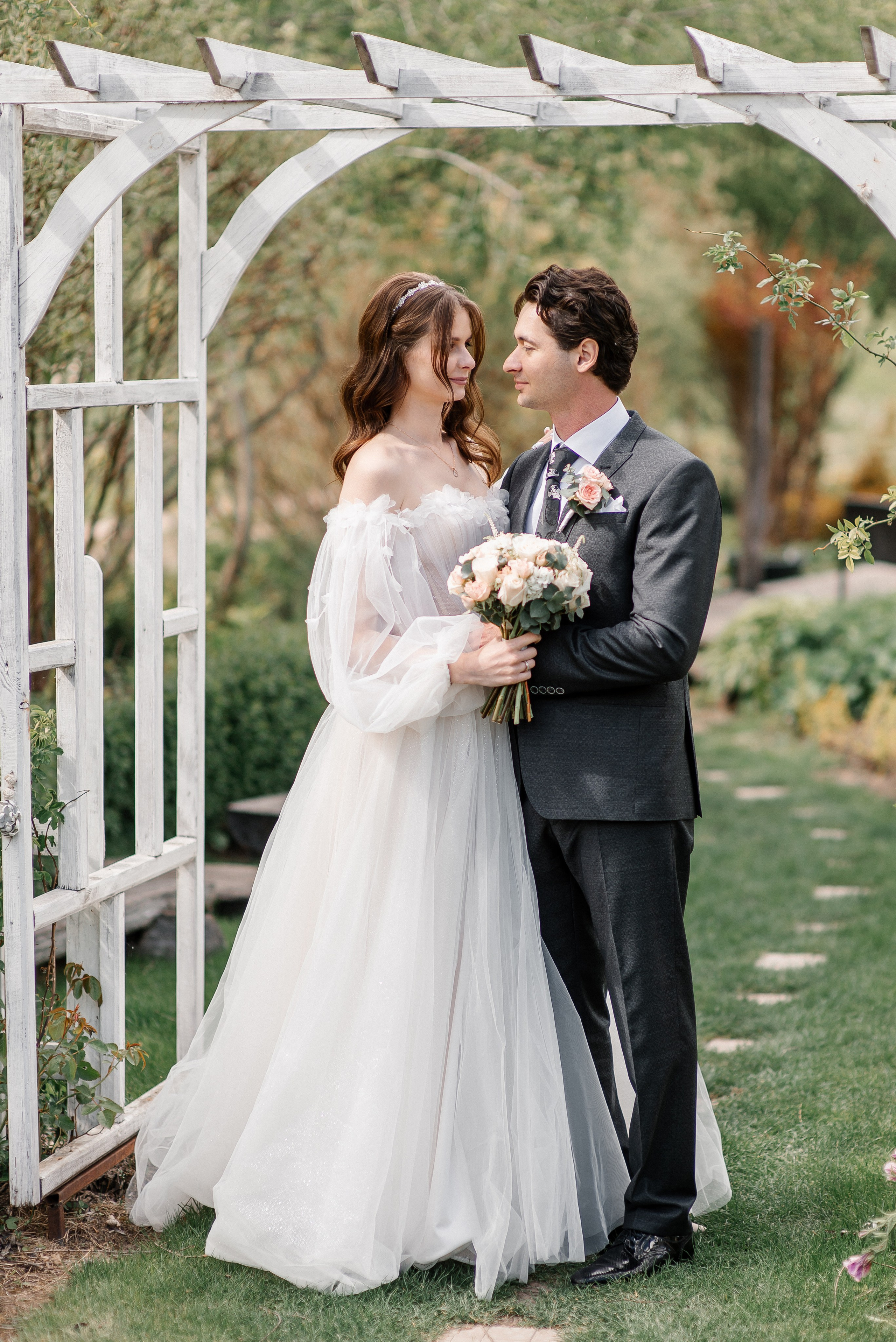 Михаил и Эмилия. Свадебный фотограф Курск Артем Духтанов