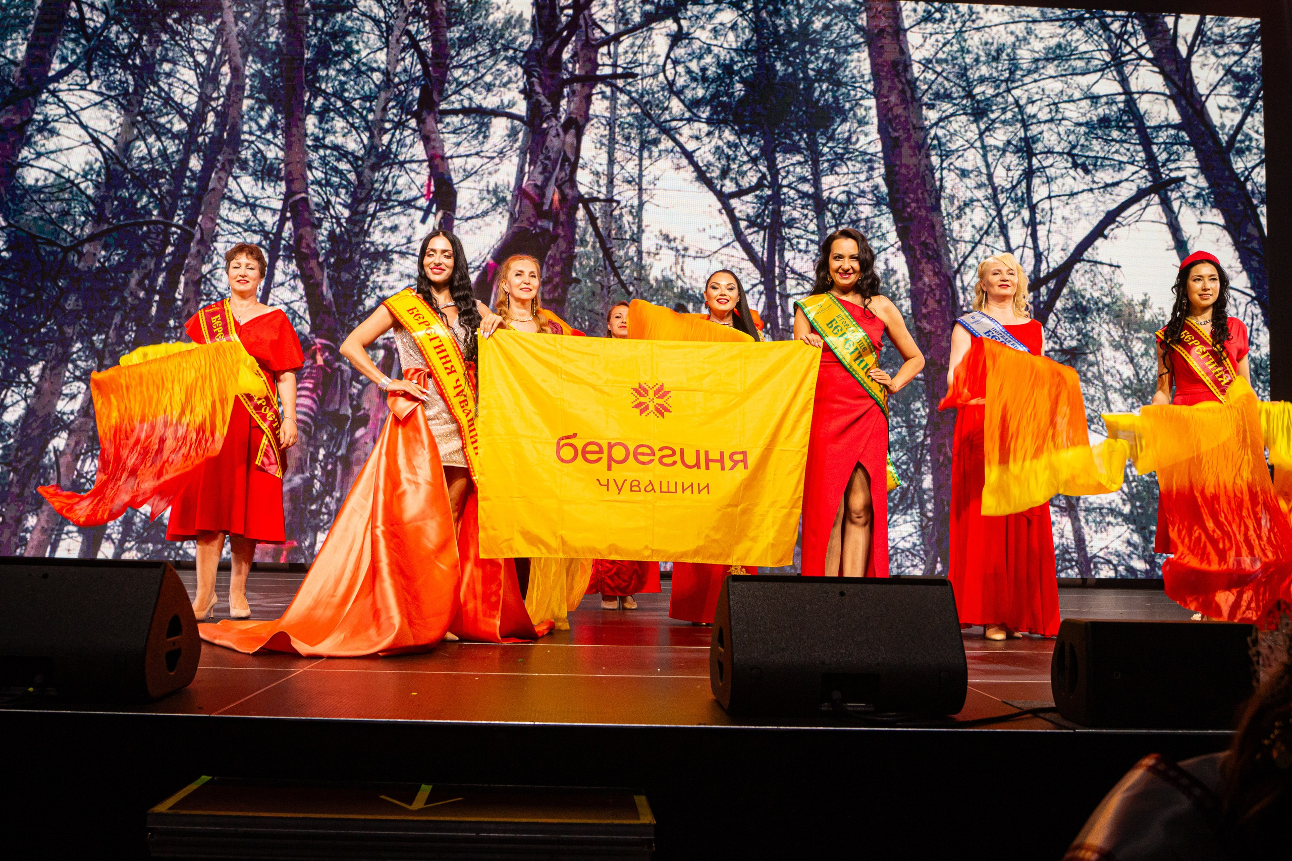 Финал конкурса «Миссис Нижний Новгород». Разноплановый фотограф в Москве