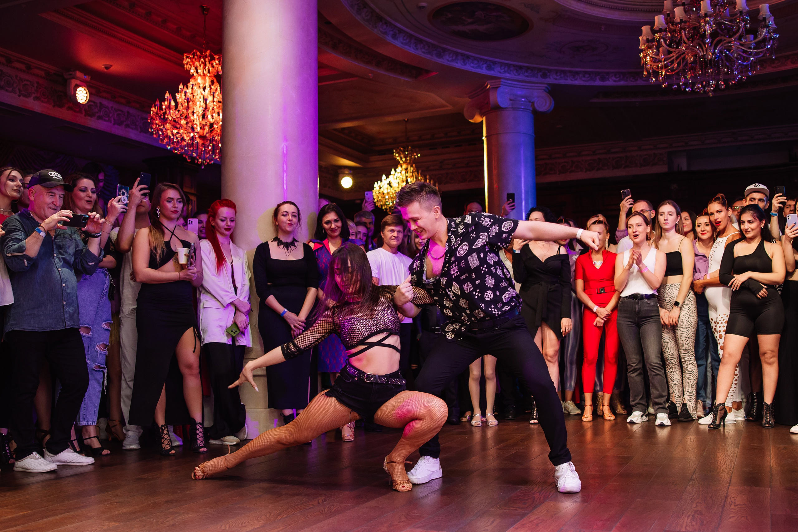 Фотография танцующей пары на танцевальном фестивале бачаты "Noches sensuales"  