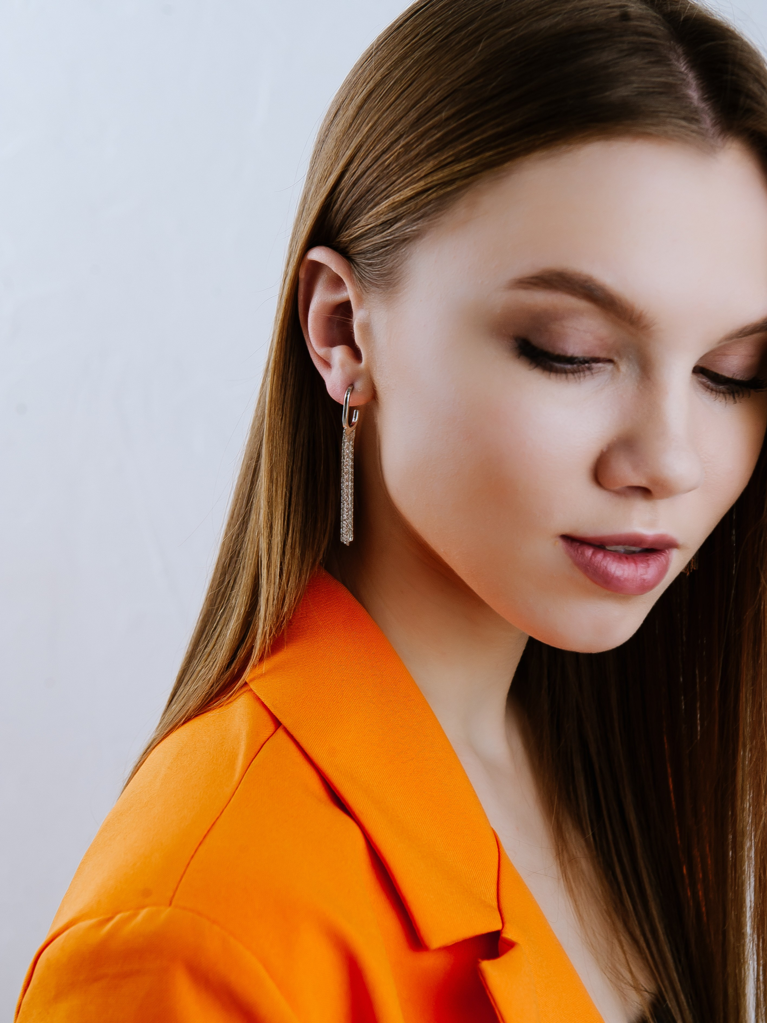 Бижутерия на модели. Ozon/wb