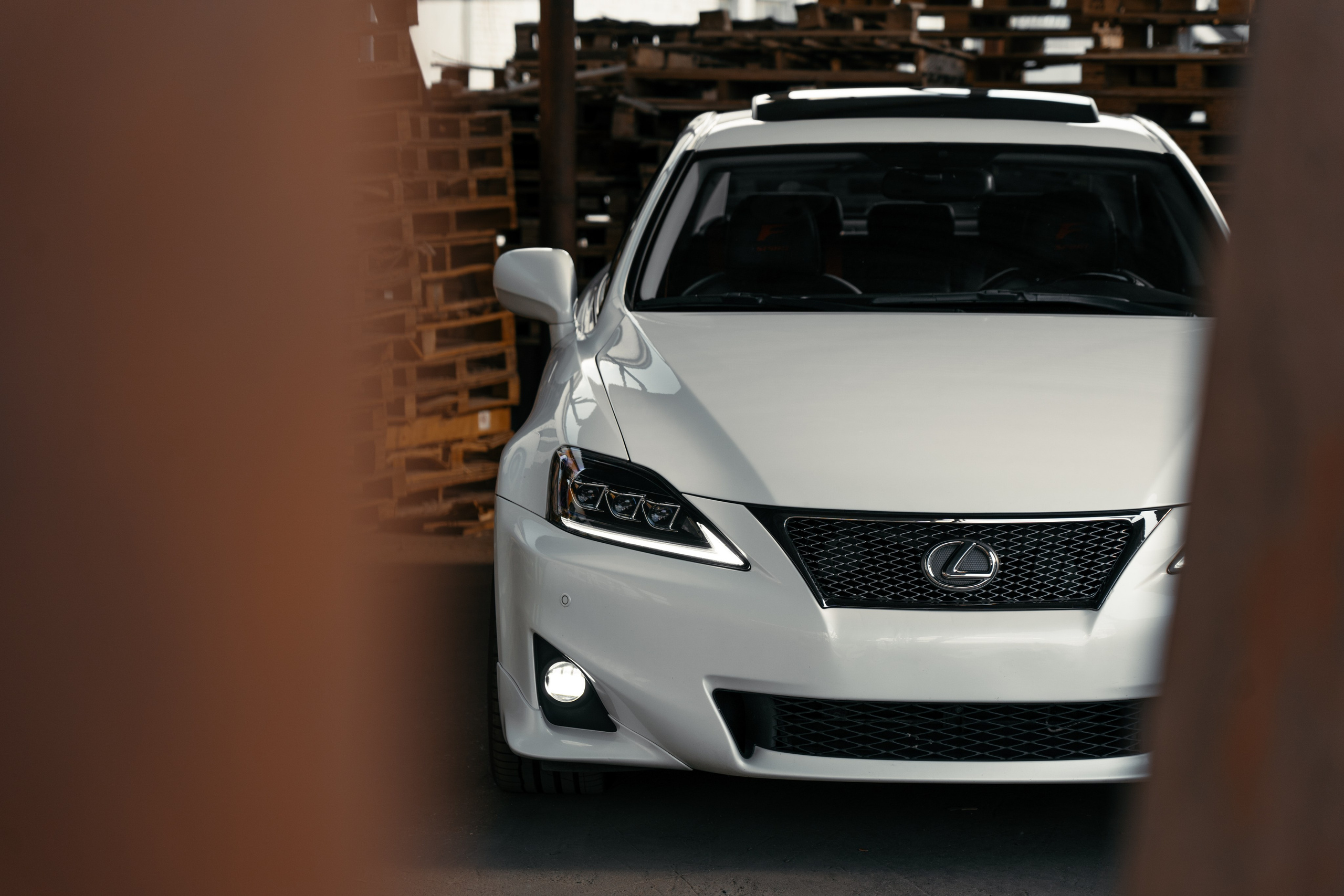 Lexus is250 sd_mov. DeLorein