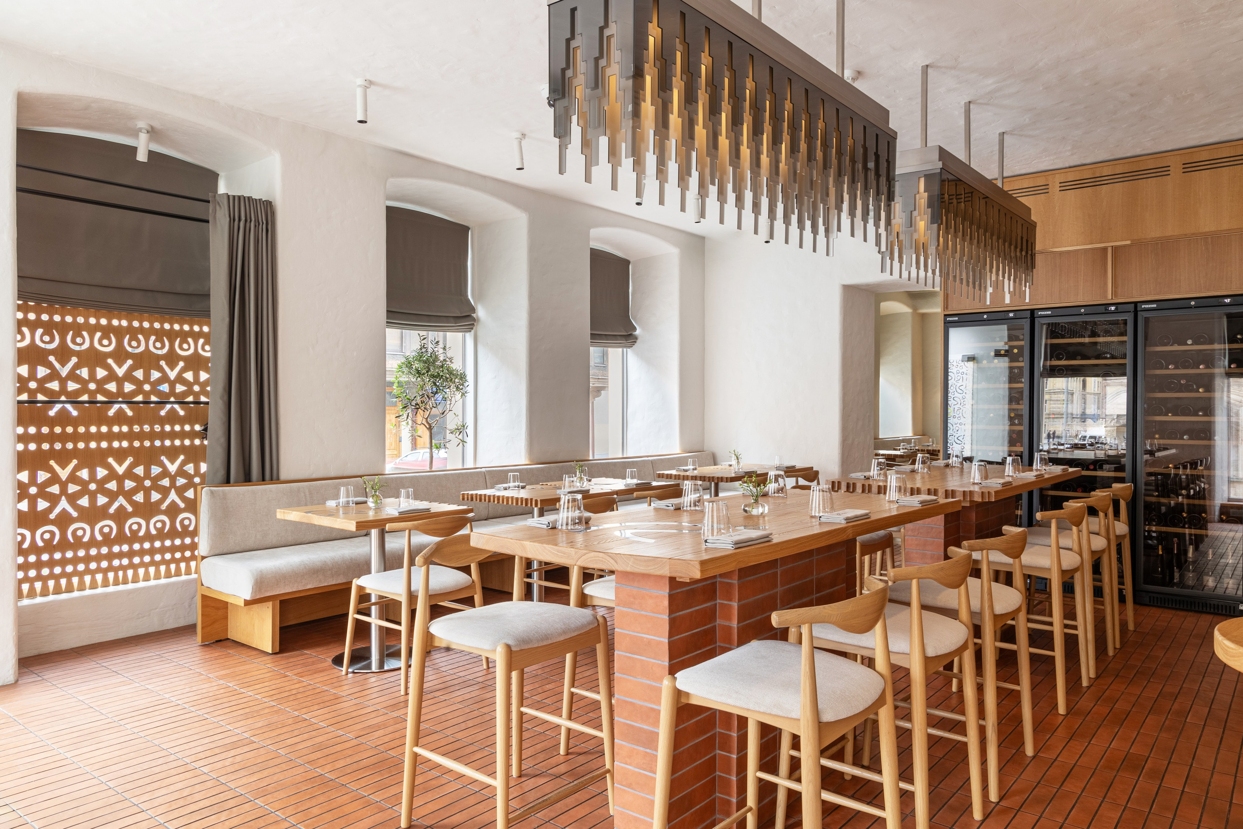 Интерьерная фотосъемка ресторана в Санкт-Петербурге. Интерьерный фотограф в Нижнем Новгороде и Москве Владимир Гудков