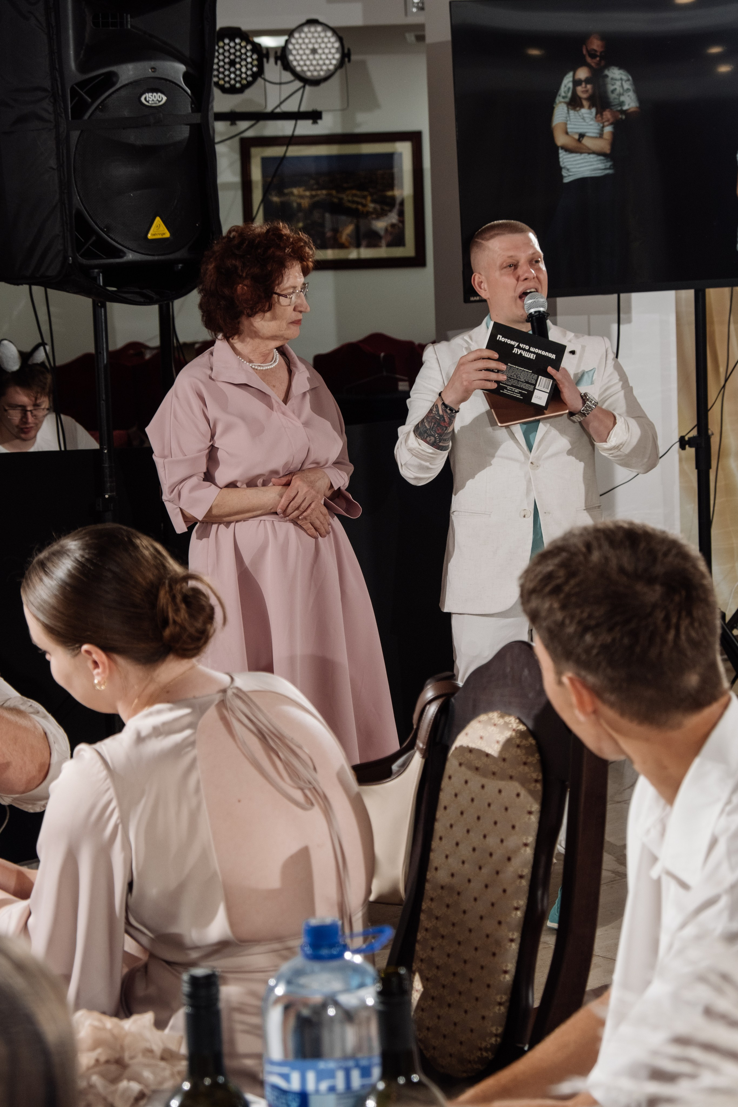 Свадебный ретопртаж. Профессиональная фотосъемка в Крыму. Натуральные эмоции и живые кадры. Забронируйте дату прямо сейчас!