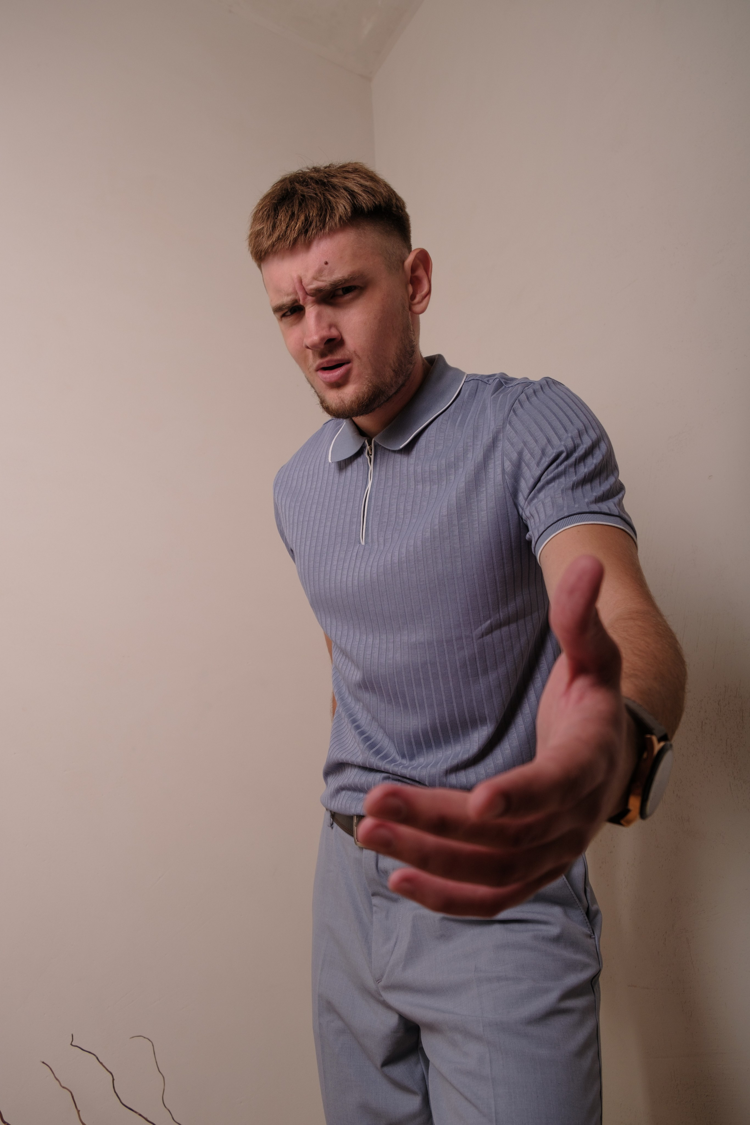 Владимир. Профессиональная фотосъемка в Крыму. Натуральные эмоции и живые кадры. Забронируйте дату прямо сейчас!