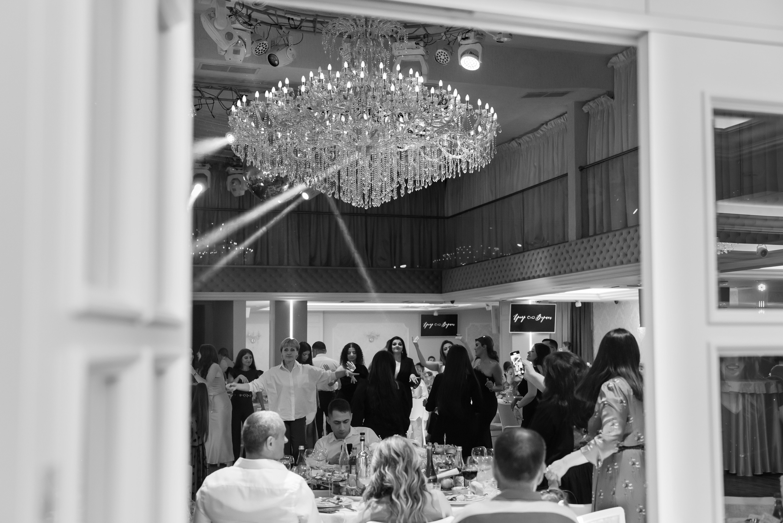 Грайр и Вартик. Свадебный фотограф Красноярск Вязьминова Мария