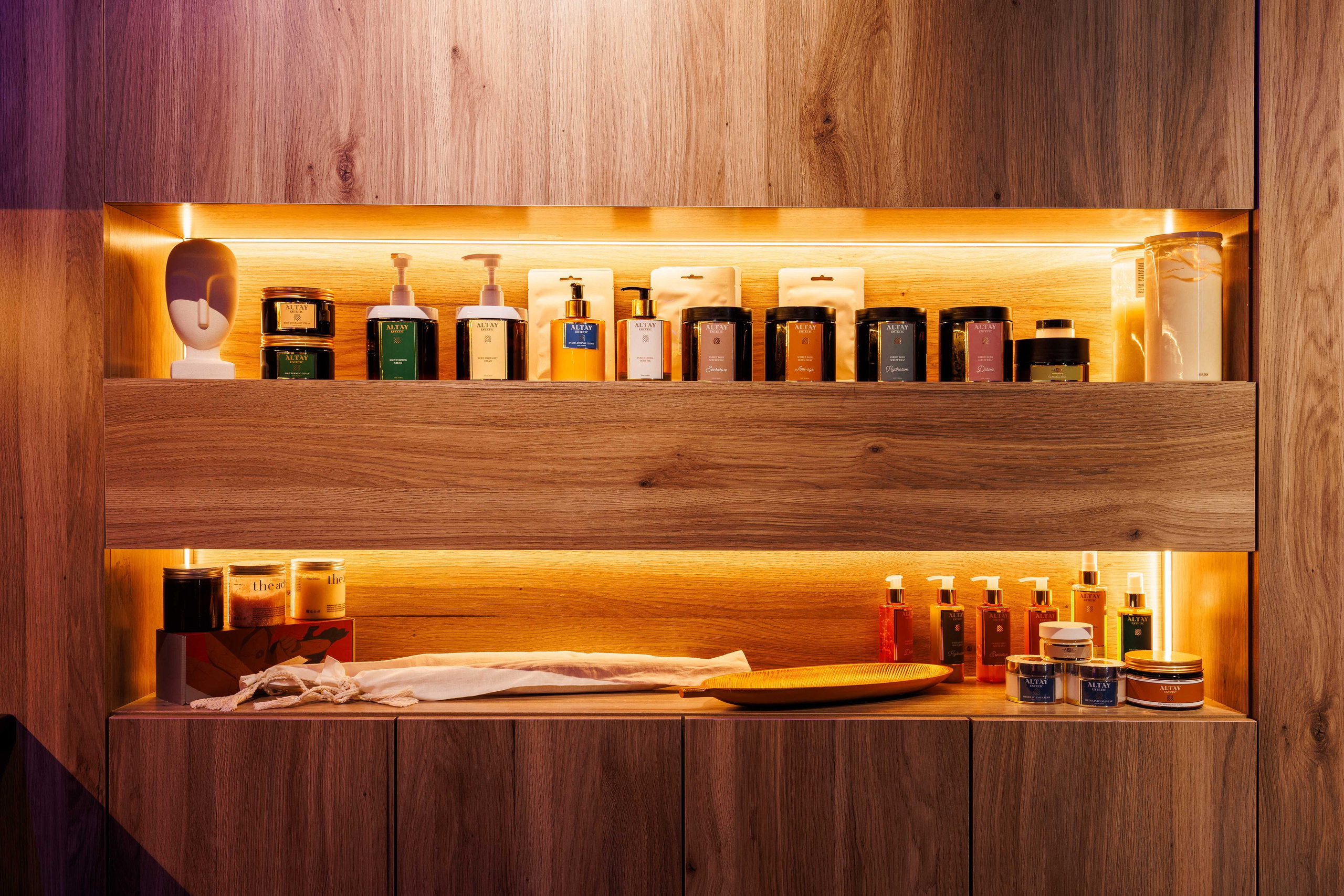 RIVER FITNESS BOUTIQUE