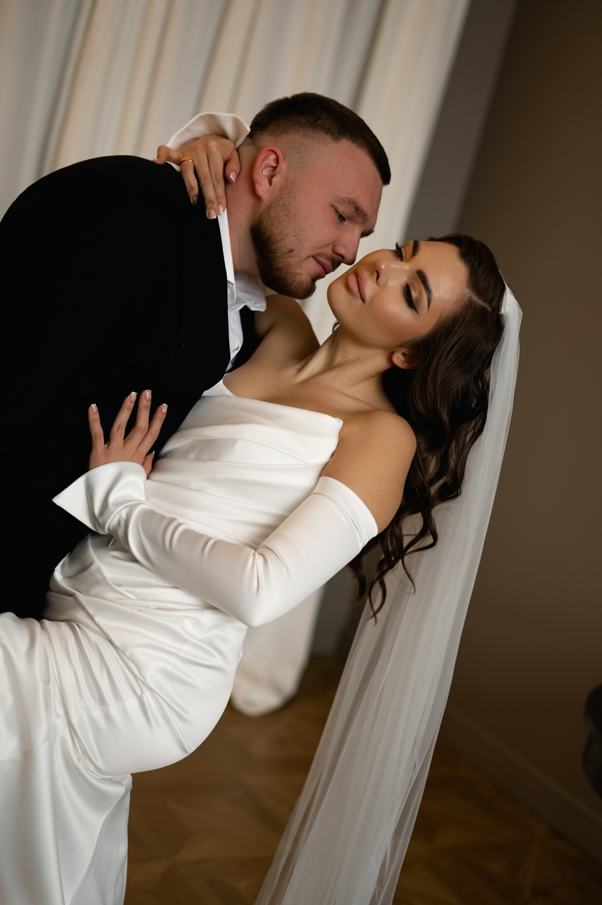 Свадебная фотосессия в студии. Свадебный и семейный фотограф в Краснодаре Алина Мельник