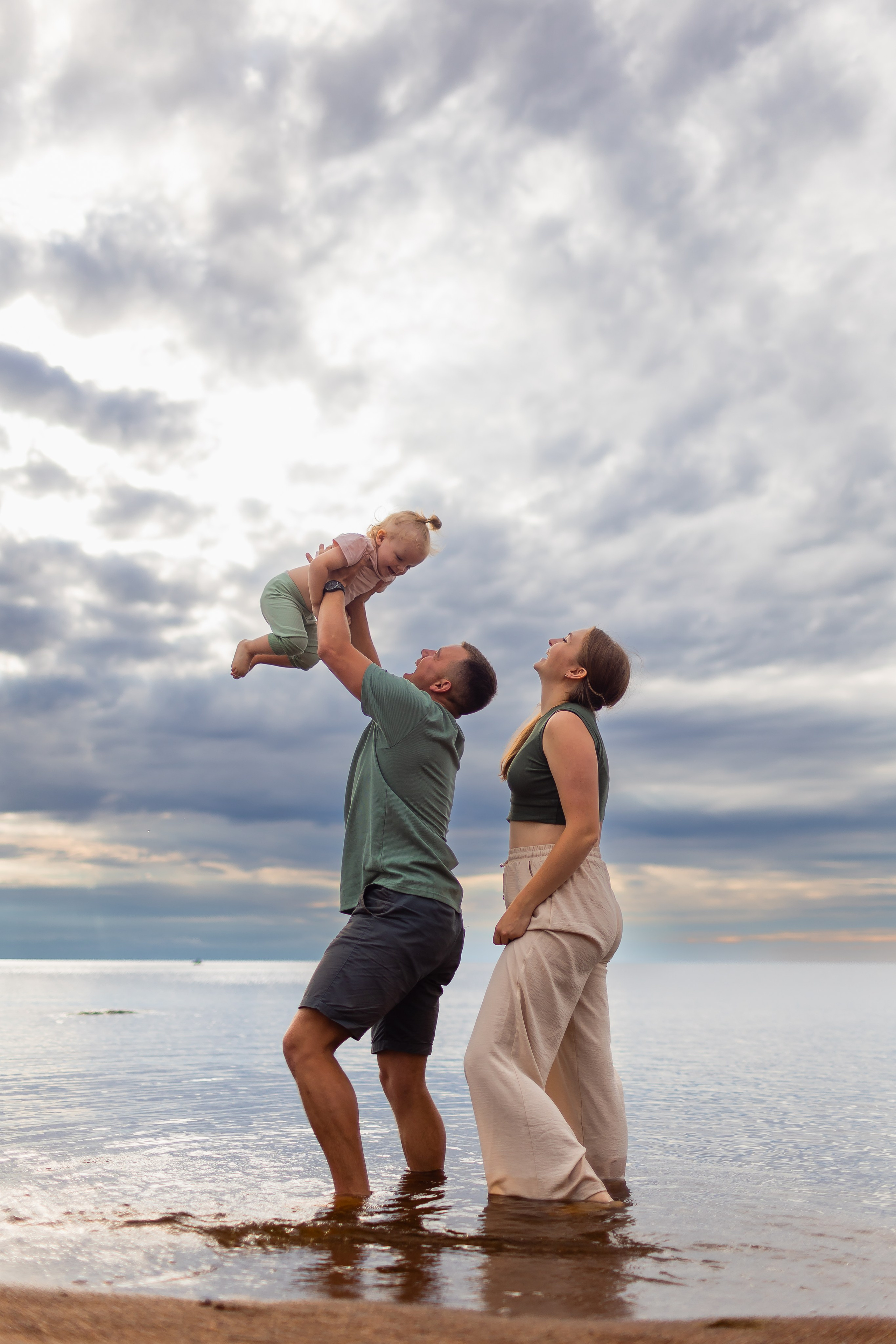 СЕМЕЙНАЯ / Гриша, Люда и Апполинария. Фотограф Лодейное Поле Екатерина Герасимова в Санкт-Петербурге и Лен. области