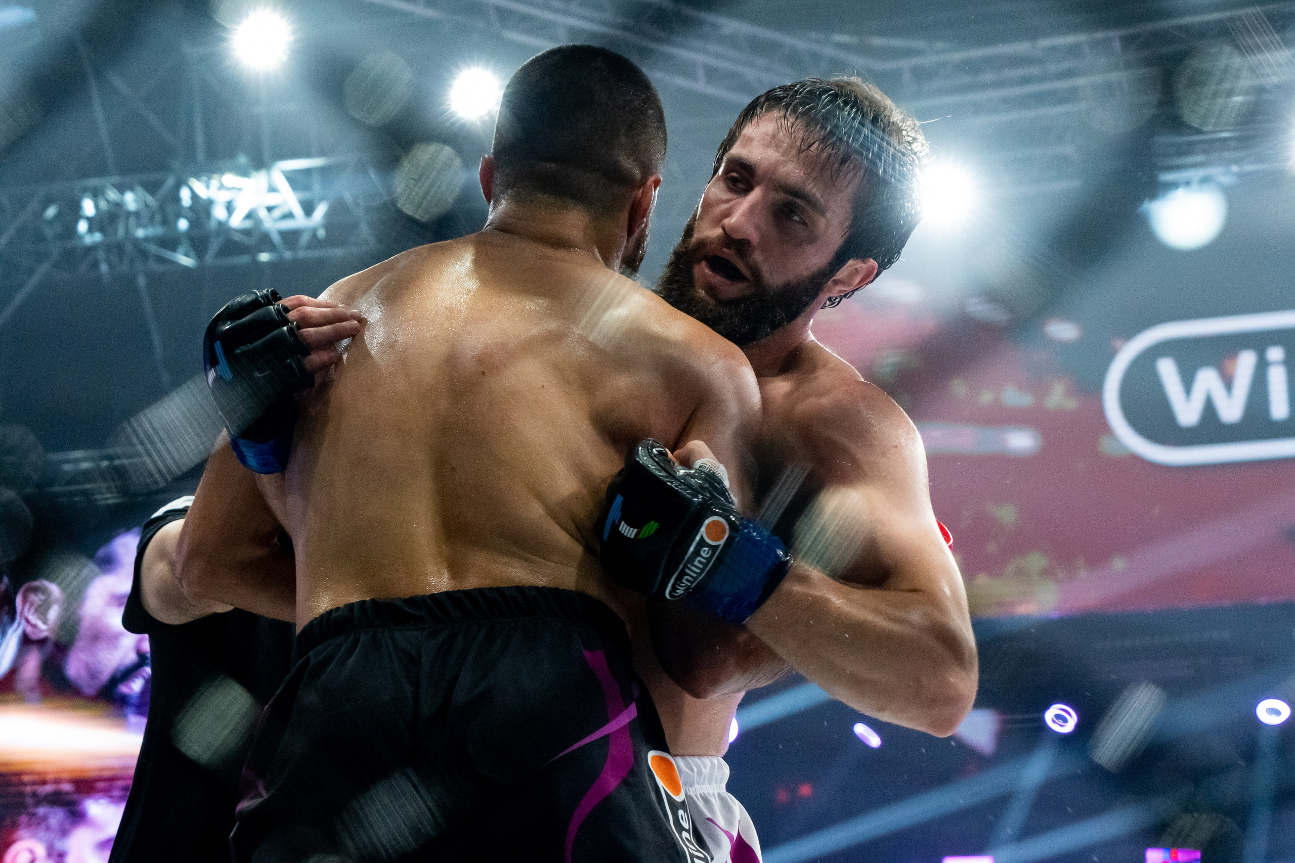 Бои. Репортажный фотограф в Красной Поляне и Сочи Павлюченко Екатерина