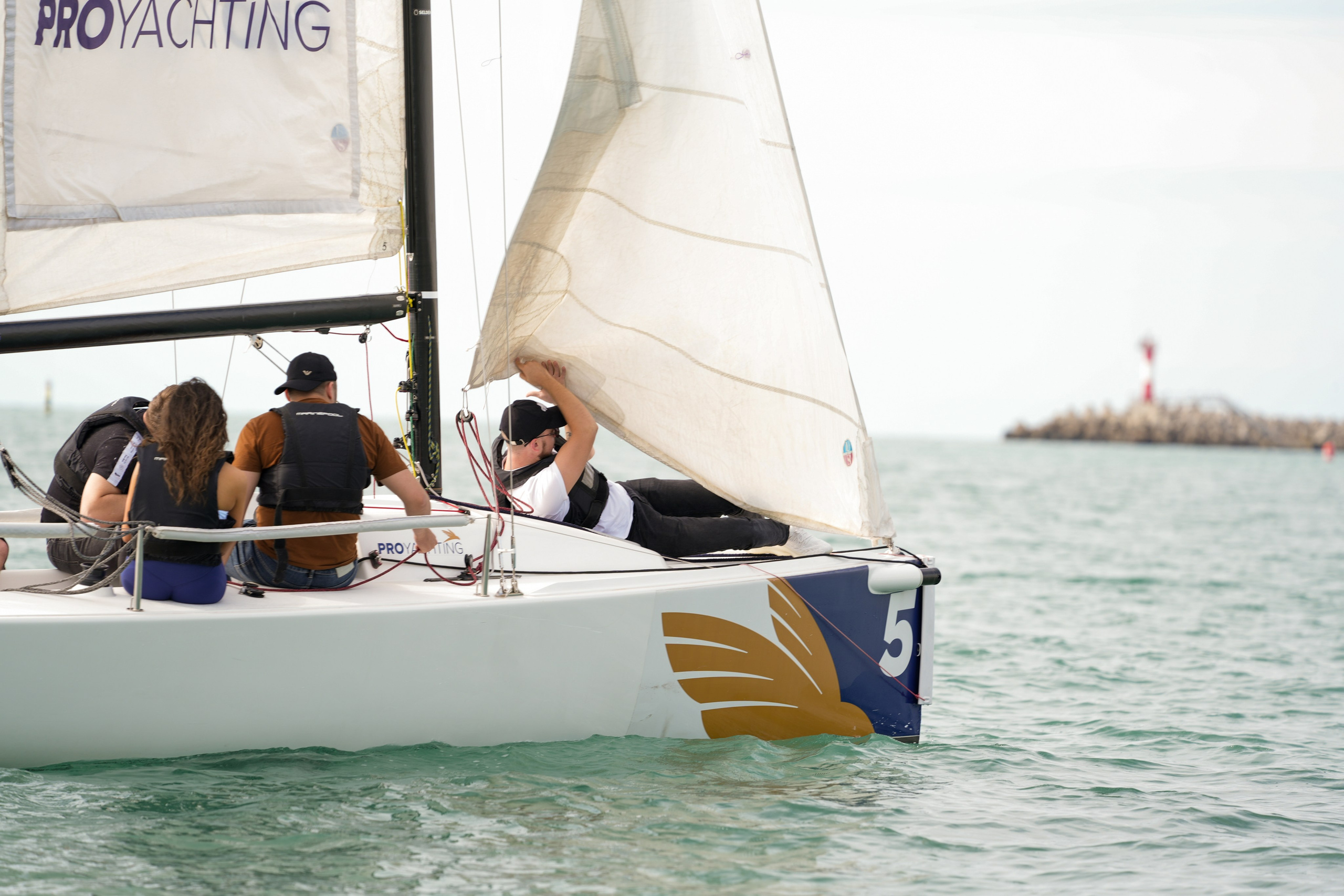 Яхтенная регата для компании Агрегатка. Репортажный фотограф в Красной Поляне и Сочи Павлюченко Екатерина