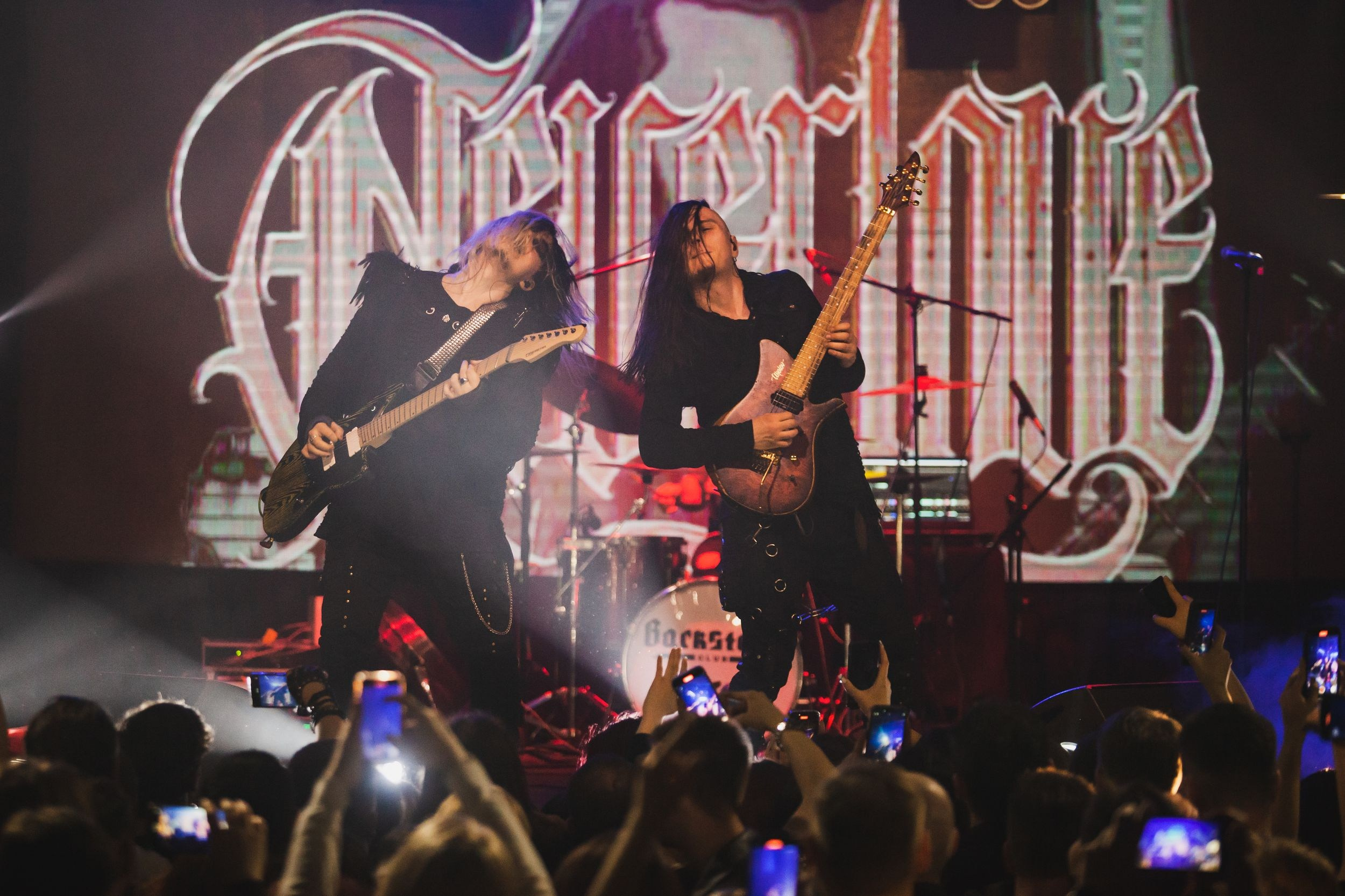 Neverlove. Репортажный фотограф Алексей Пирязев