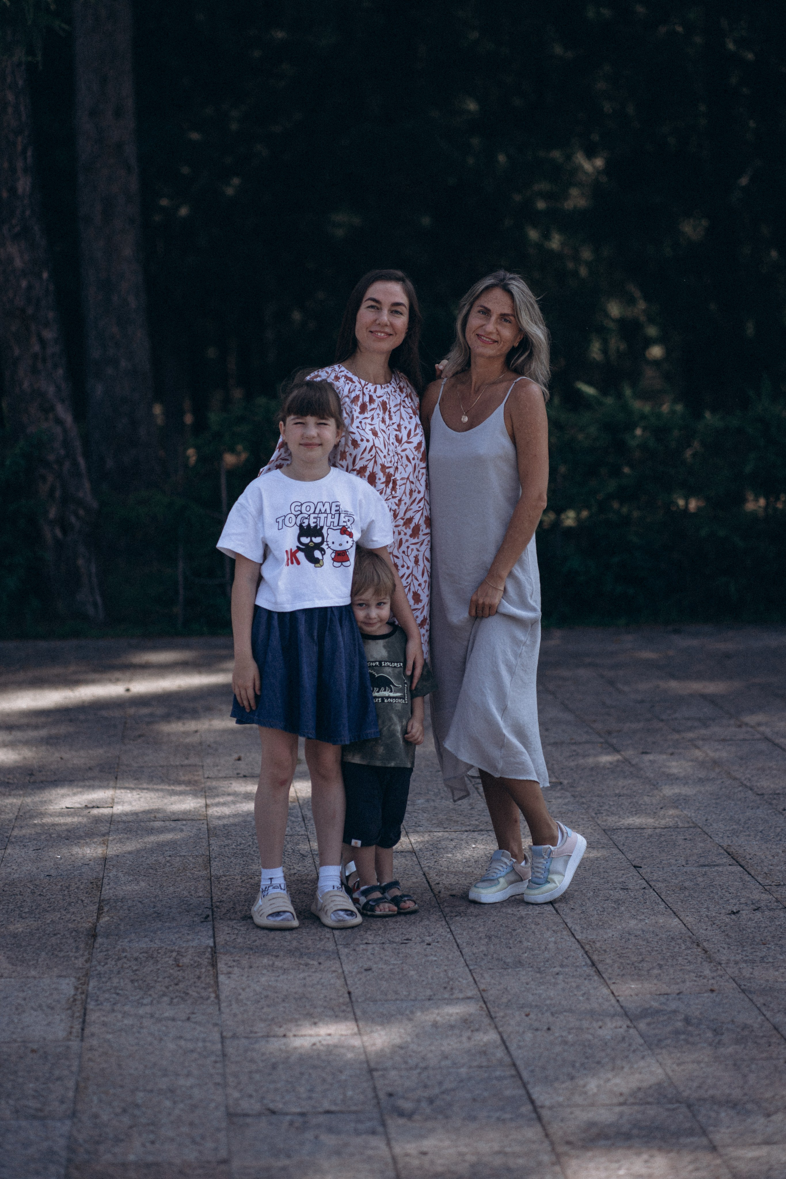 Томские каникулы Оли, Насти, Максима и Тани. Семейный фотограф в Томске Зарина Азизбаева