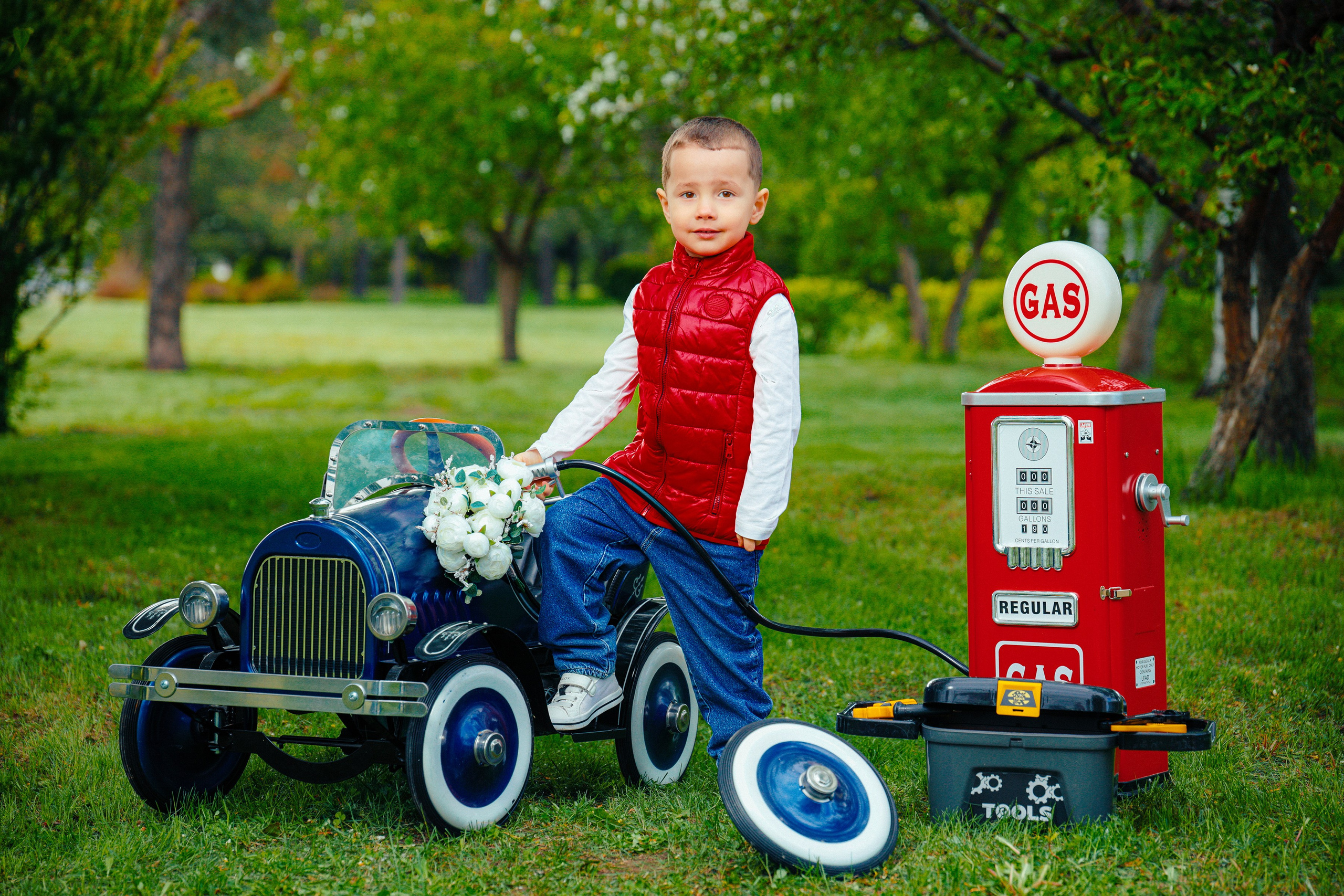 Съемка с ретро машинкой. Детский фотограф Максим Потанин в Ижевске и Набережных Челнах