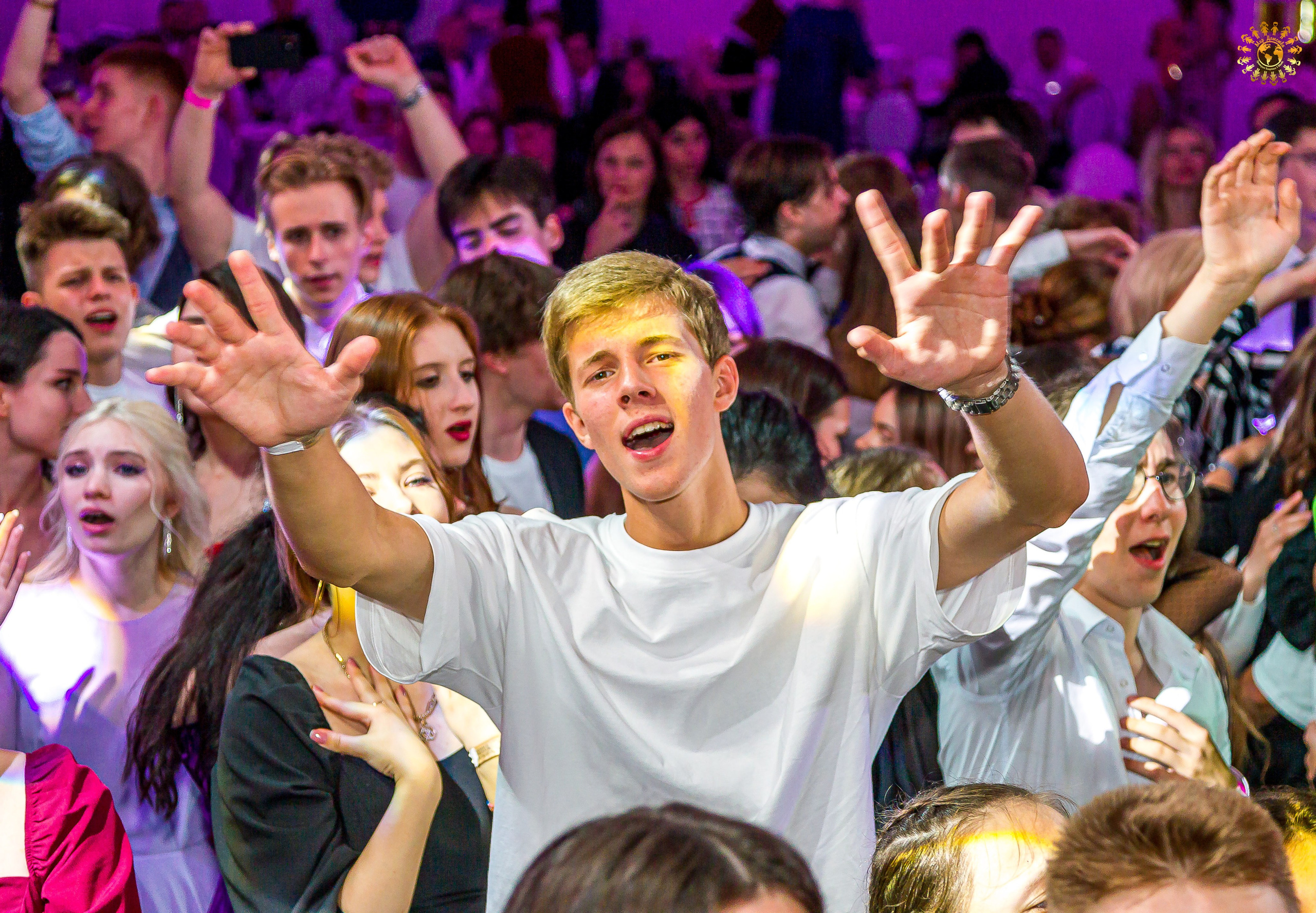 Выпускной 2023 (11-е классы) Triumph City Hall Москва. Репортажная съемка в Москве и области. Анималистика